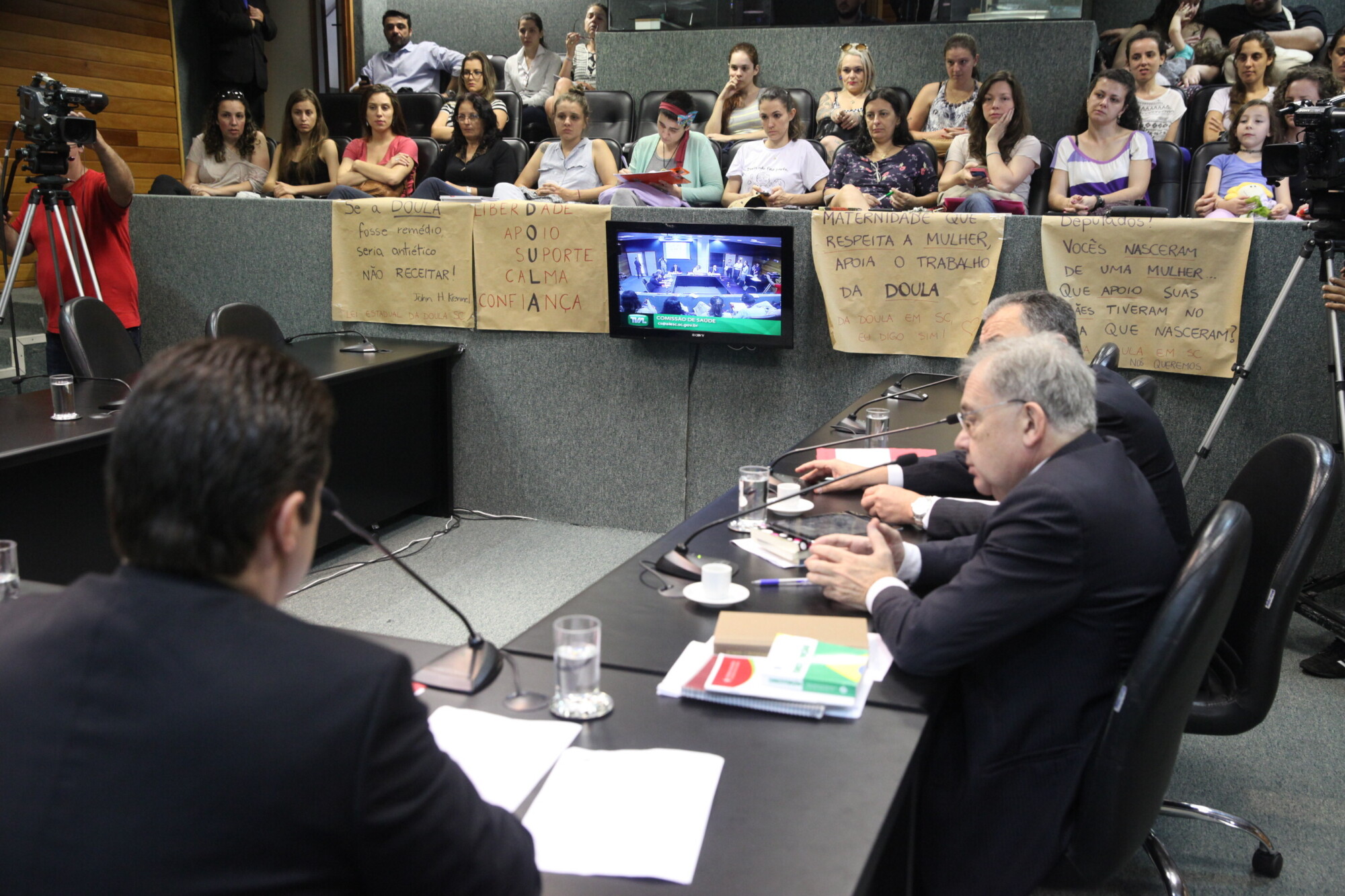 Grupo de doulas acompanhou a aprovação do projeto