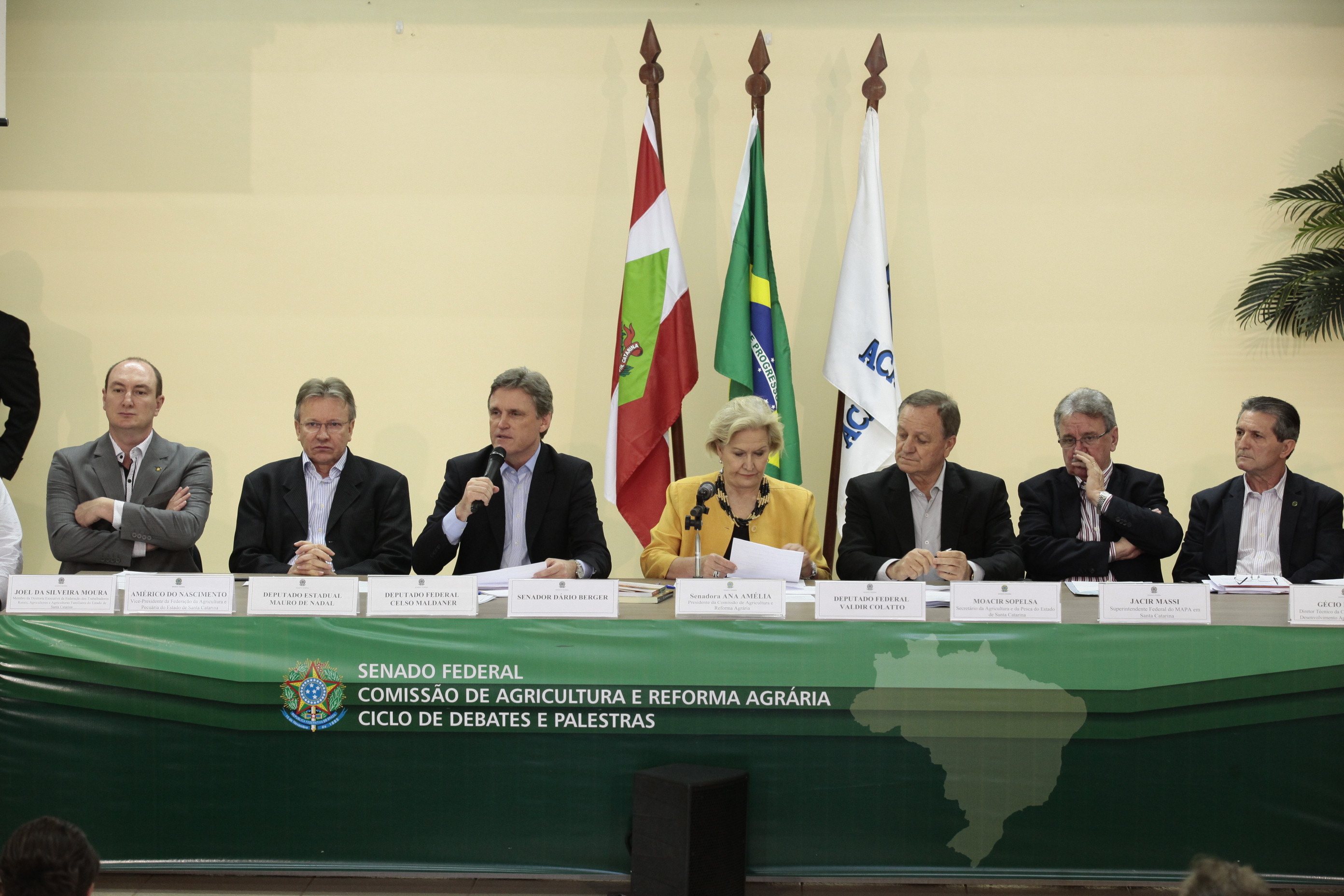Ciclo de debates da Comissão de Agricultura e Reforma Agrária (CRA) do Senado Federal, realizado na cidade de Chapecó SC. Foto: Miriam Zomer/Agência AL