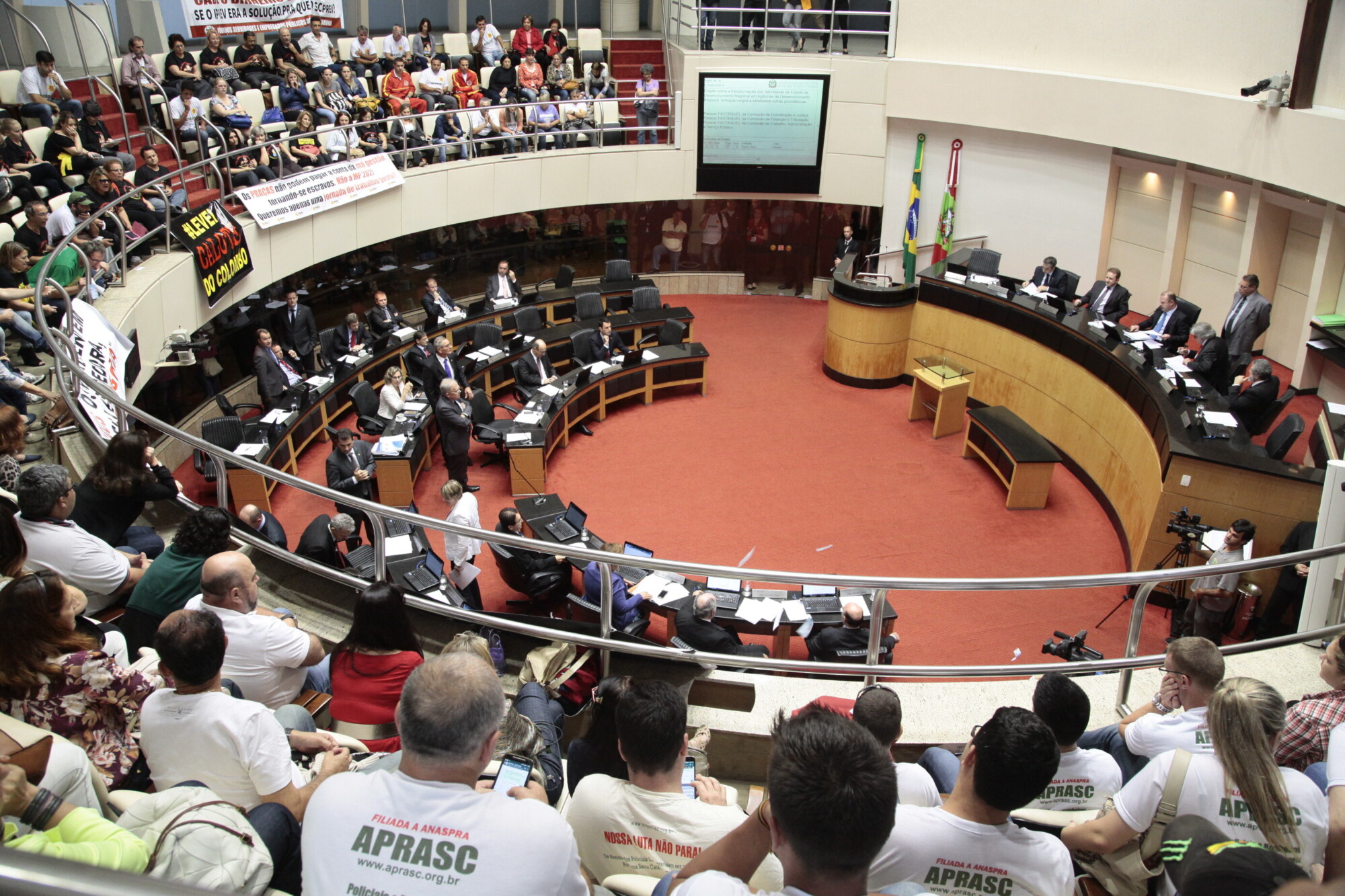 Deputados discutem o projeto que transforma as SDRs em agências