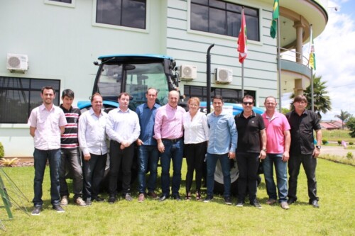 Zé Milton impulsiona a agricultura
