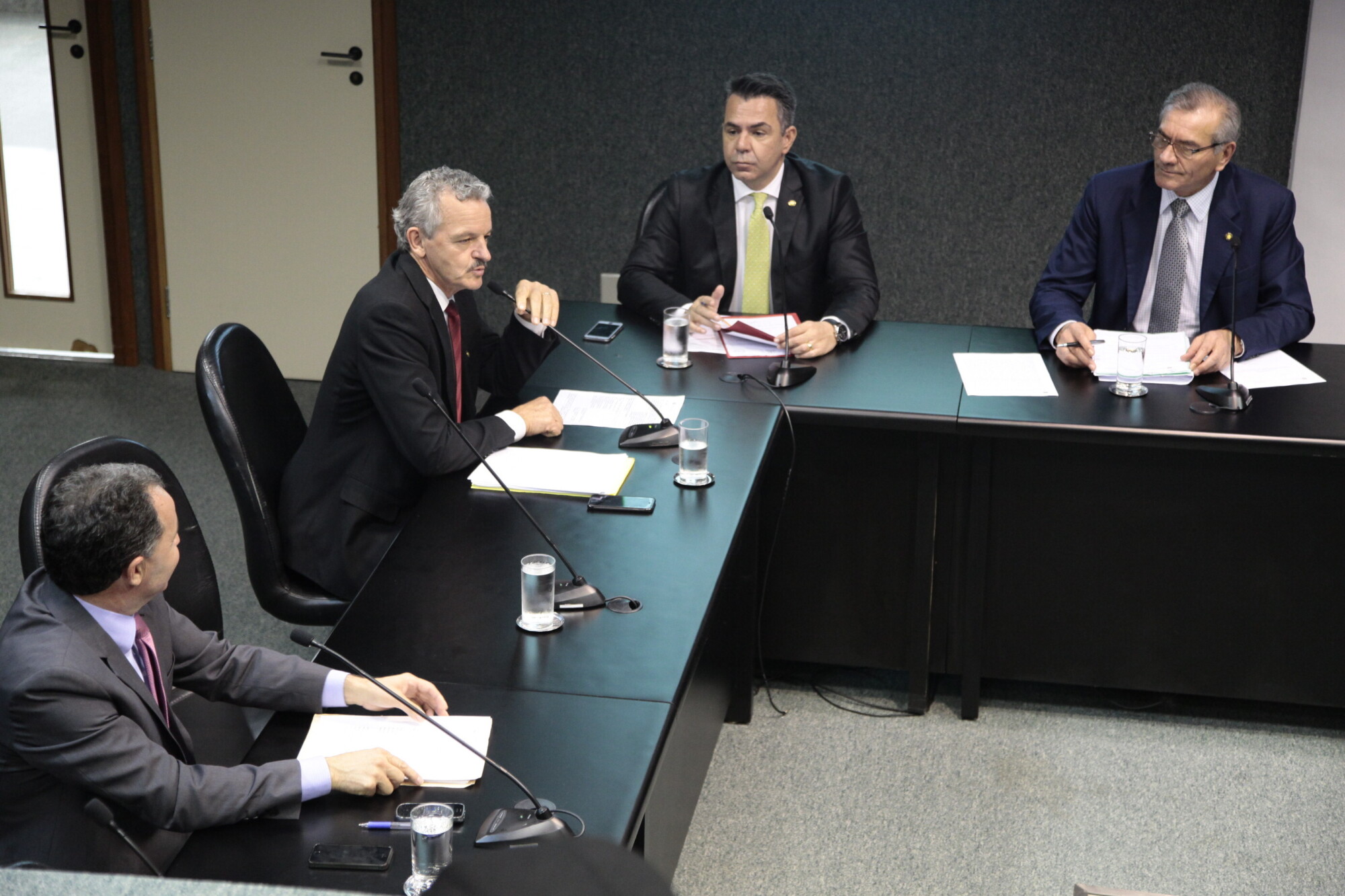 Dresch afirmou que projeto exclui as pequenas cooperativas