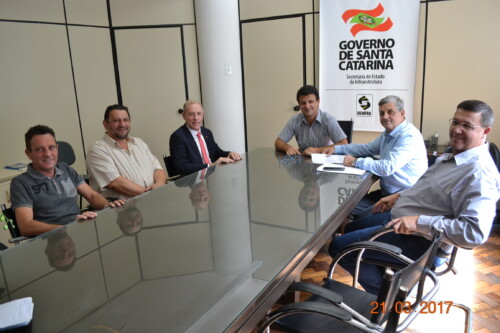 Deputado Minotto discute interiorização do turismo com ministro