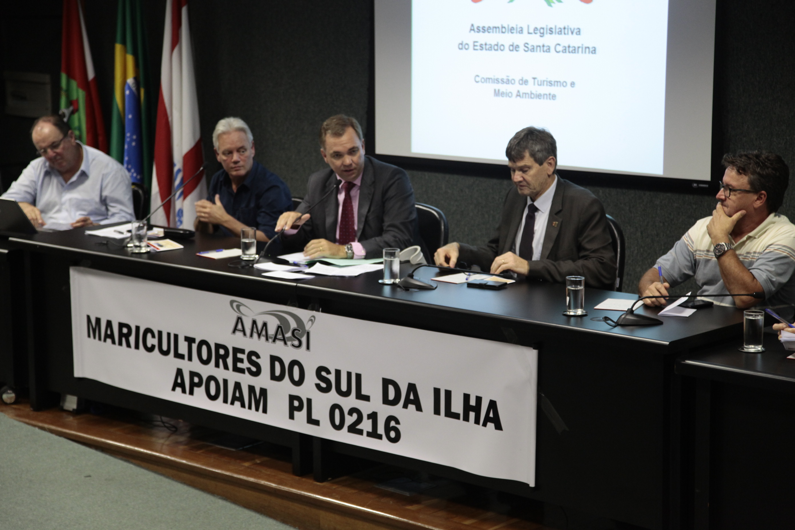 Audiência Pública sobre o PL/216.4/2015, que declara a maricultura como atividade de interesse social e econômico, para o Estado de Santa Catarina. Foto: Miriam Zomer/Agência AL
