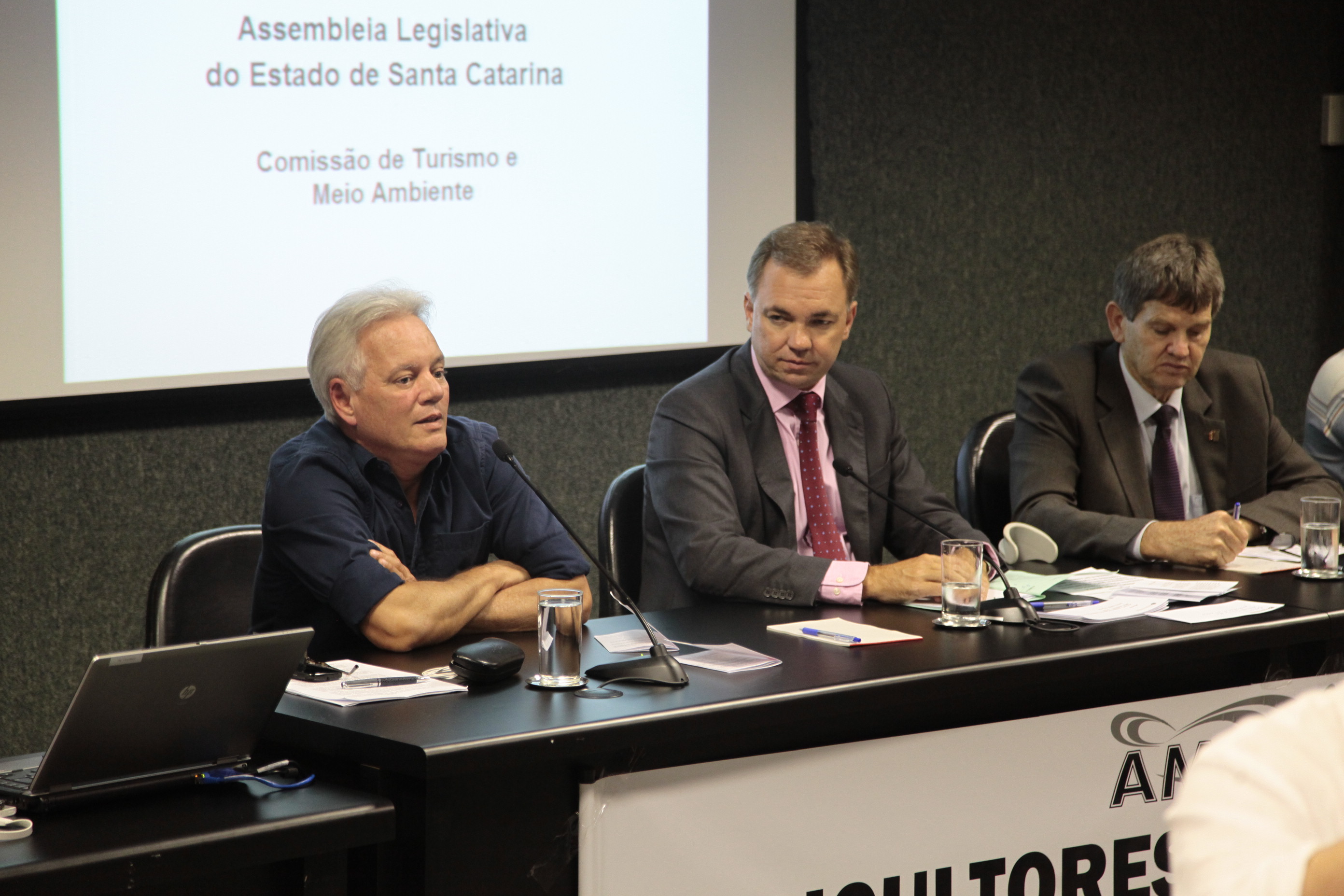 Audiência Pública sobre o PL/216.4/2015, que declara a maricultura como atividade de interesse social e econômico, para o Estado de Santa Catarina. Foto: Miriam Zomer/Agência AL