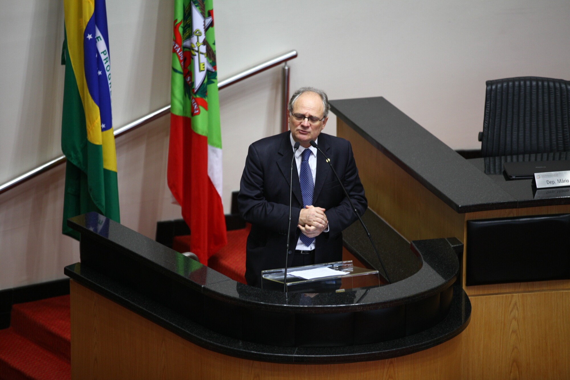 Dr. Vicente