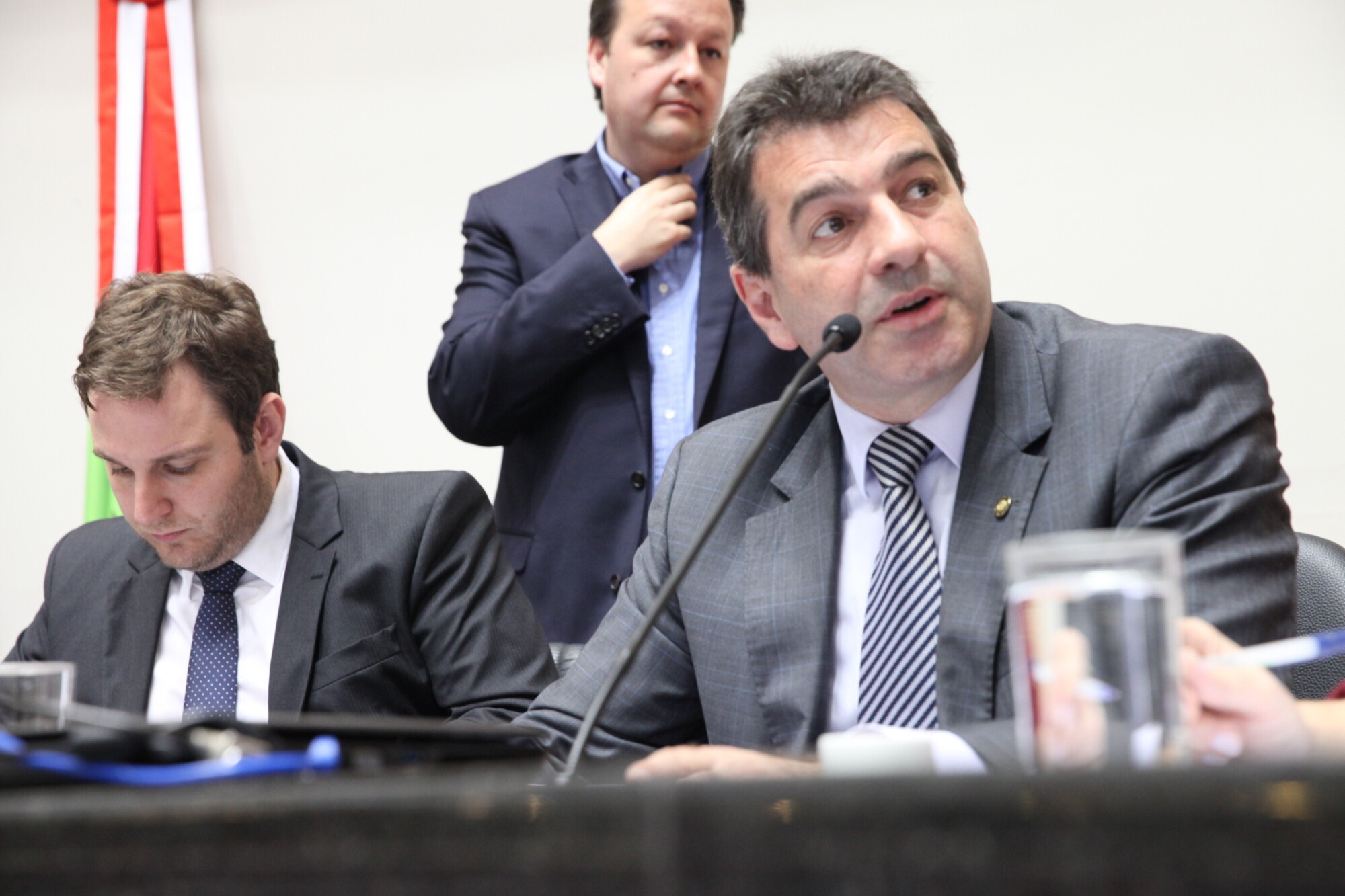 Relator da matéria, deputado Valdir Cobalchini, pediu mais tempo para analisar o projeto