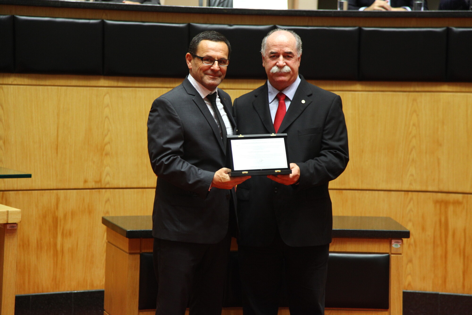 Luciano Carvalho de Oliveira, que já ocupou o cargo de assessor da Escola do Legislativo
