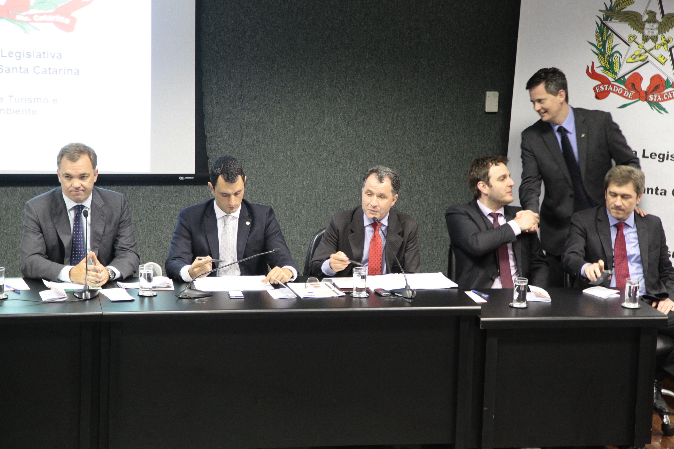 Audiência Pública da Comissão de Turismo e Meio Ambiente em conjunto com a Comissão de Agricultura e Política Rural  discute o PL. 487.3/2015 que dispõem sobre a gestão das faunas nativas brasileiras e exóticas no âmbito de estado e estabelece outras providencias. Foto: Miriam Zomer/Agência AL