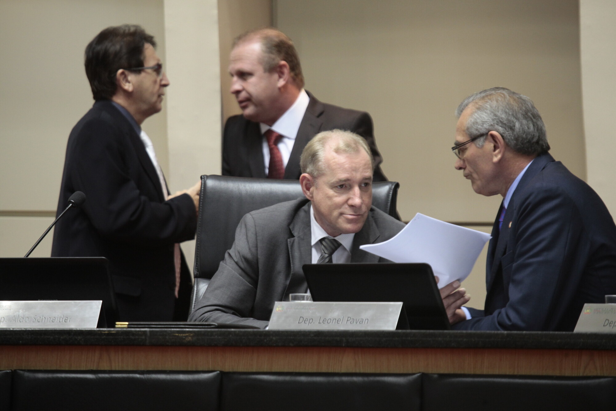 Assembleia aprova previdência complementar dos servidores