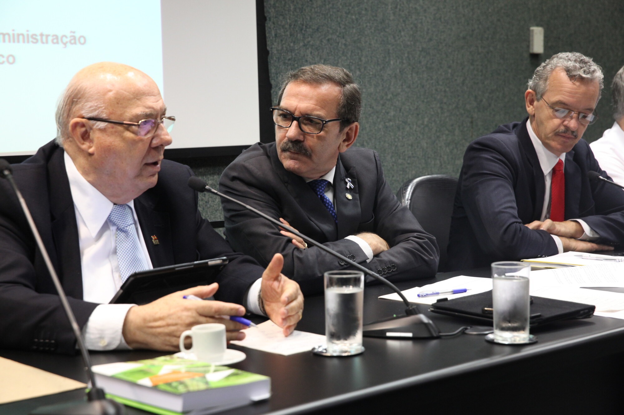 Secretário Geraldo Althoff e deputados Serafim Venzon e Dirceu Dresch