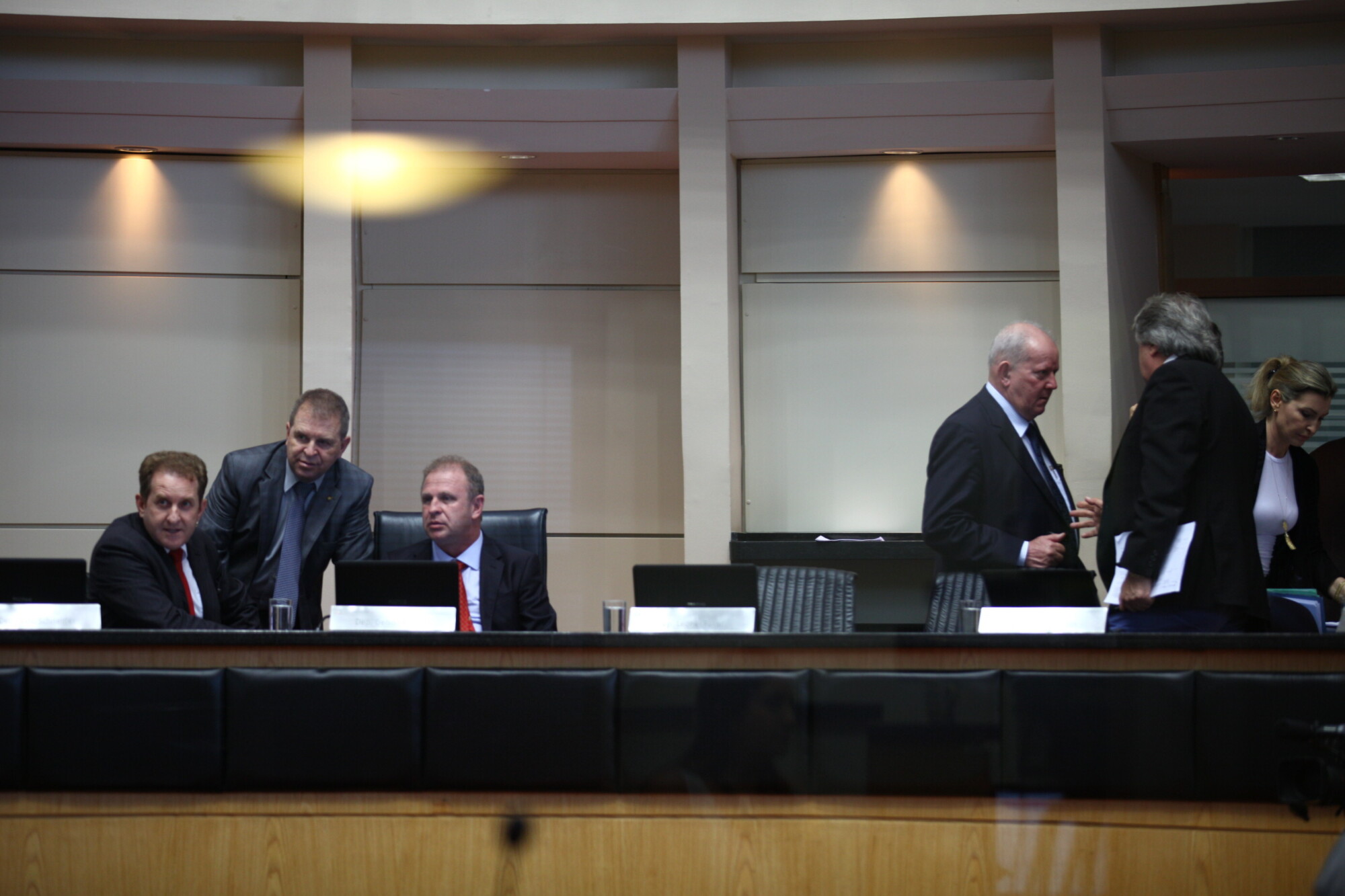 Parlamentares aprovam criação de controladoria-geral para a Alesc