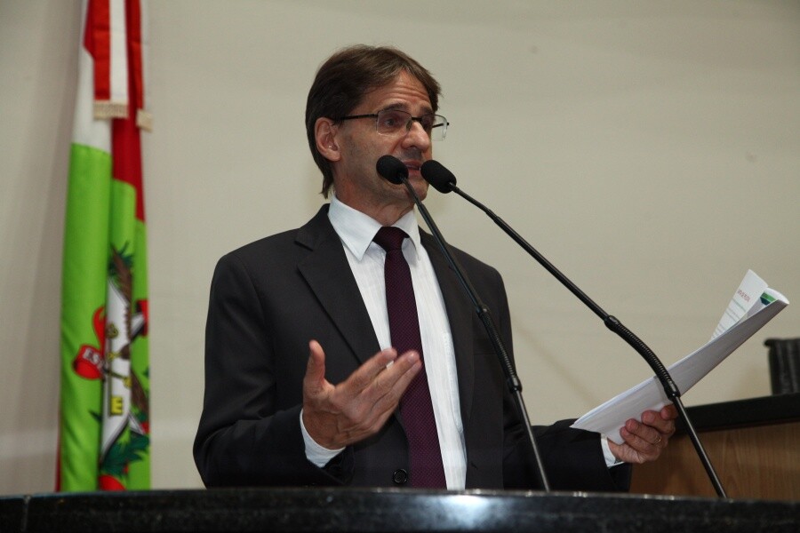 Deputado Neodi Saretta
