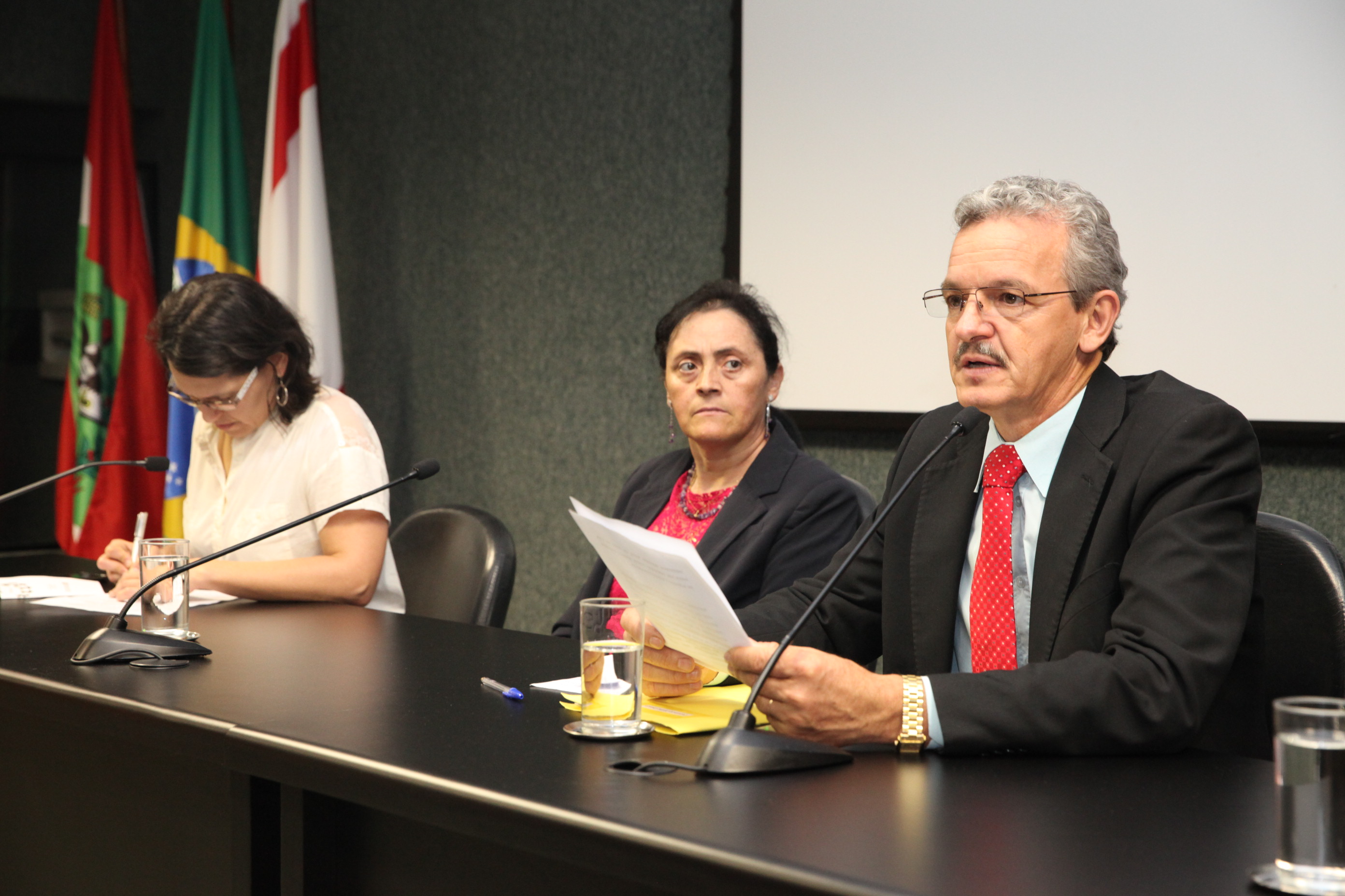 Sessão Especial em homenagem a vítimas da ditadura militar. Foto: Fábio Queiroz / Agência AL