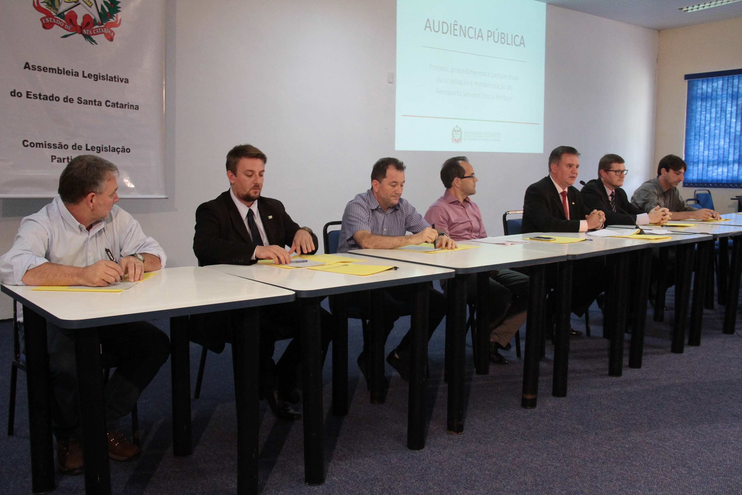 Audiência Pública debate a modernização do Aeroporto Serafin Enoss Bertaso de Chapecó. Foto: Miriam Zome/Agência AL