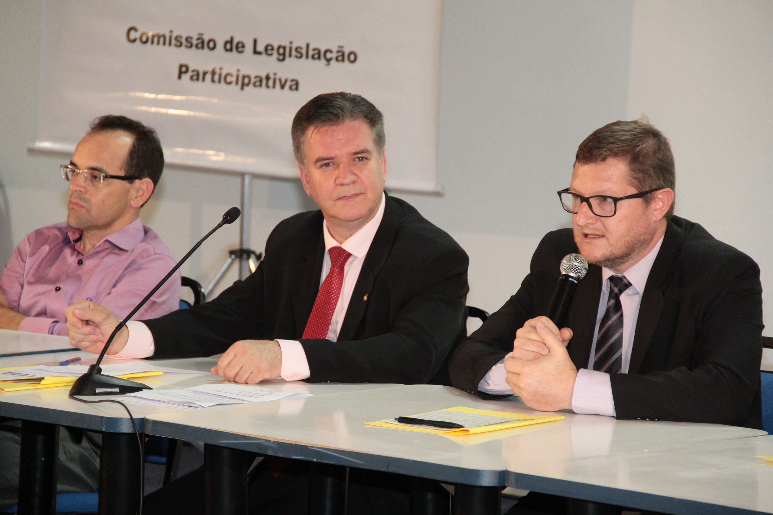 Audiência Pública debate a modernização do Aeroporto Serafin Enoss Bertaso de Chapecó. Foto: Miriam Zome/Agência AL