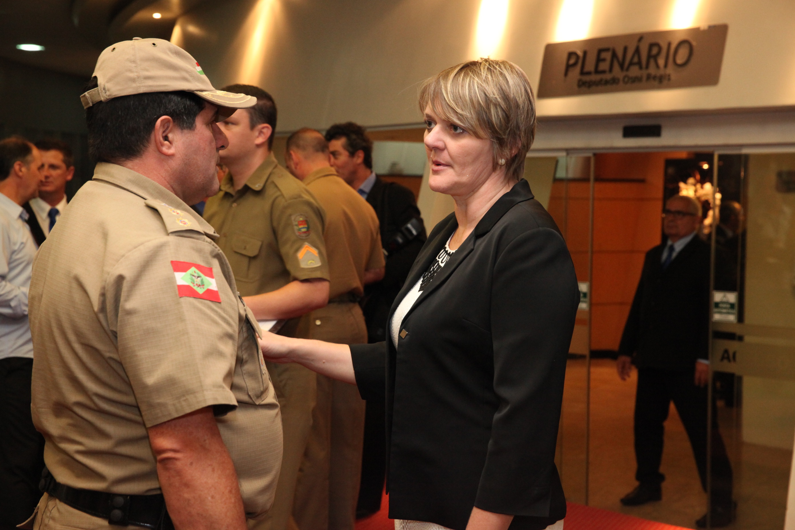 Servidores acompanham Sessão Ordinária nas galerias superiores. Foto: Fábio Queiroz / Agência AL