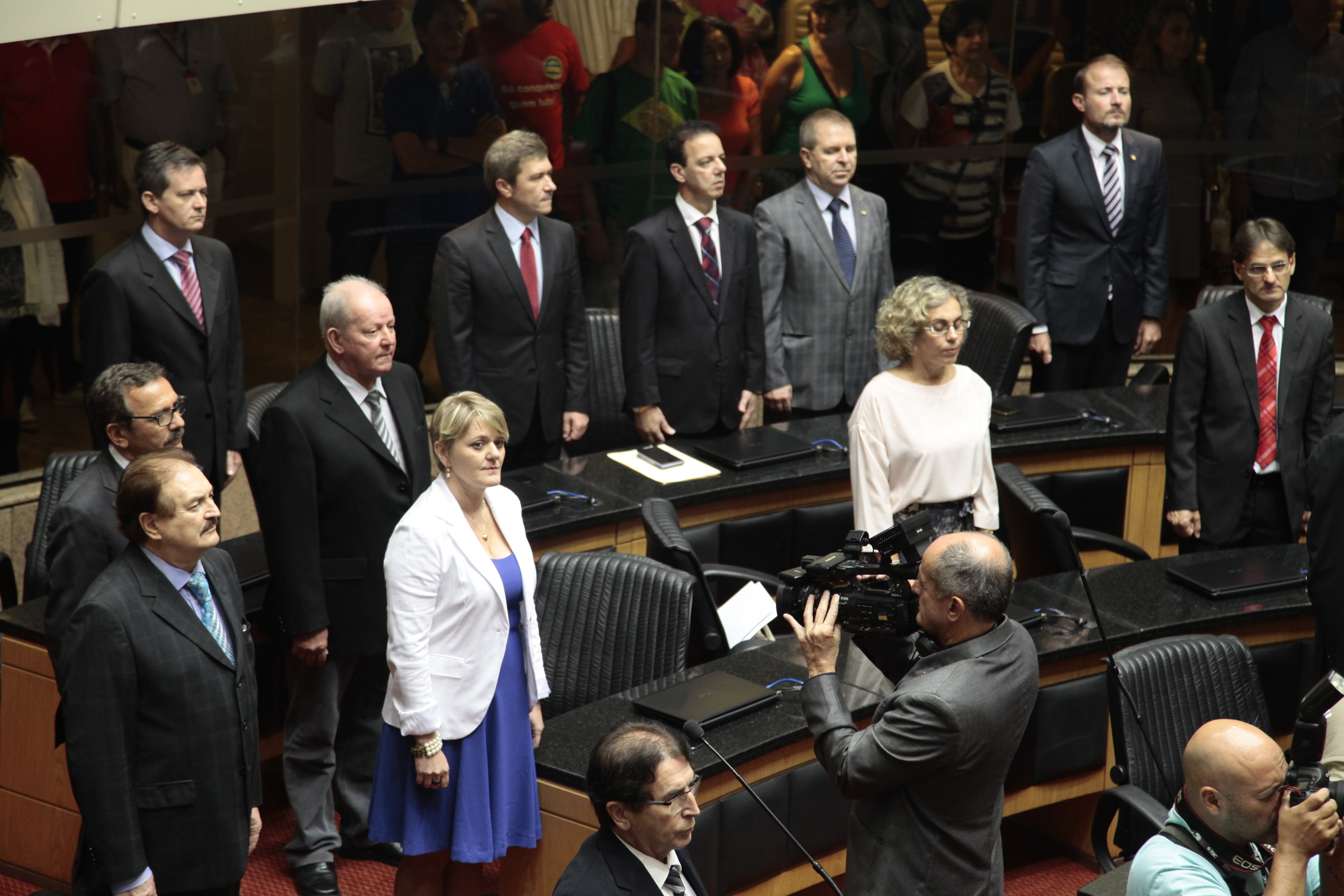 Abertura dos Trabalhos da Segunda Sessão Legislativa da 18ª Legislatura e a Leitura da Mensagem Anual do Excelentíssimo Senhor Governador do Estado de Santa Catarina João Raimundo Colombo.