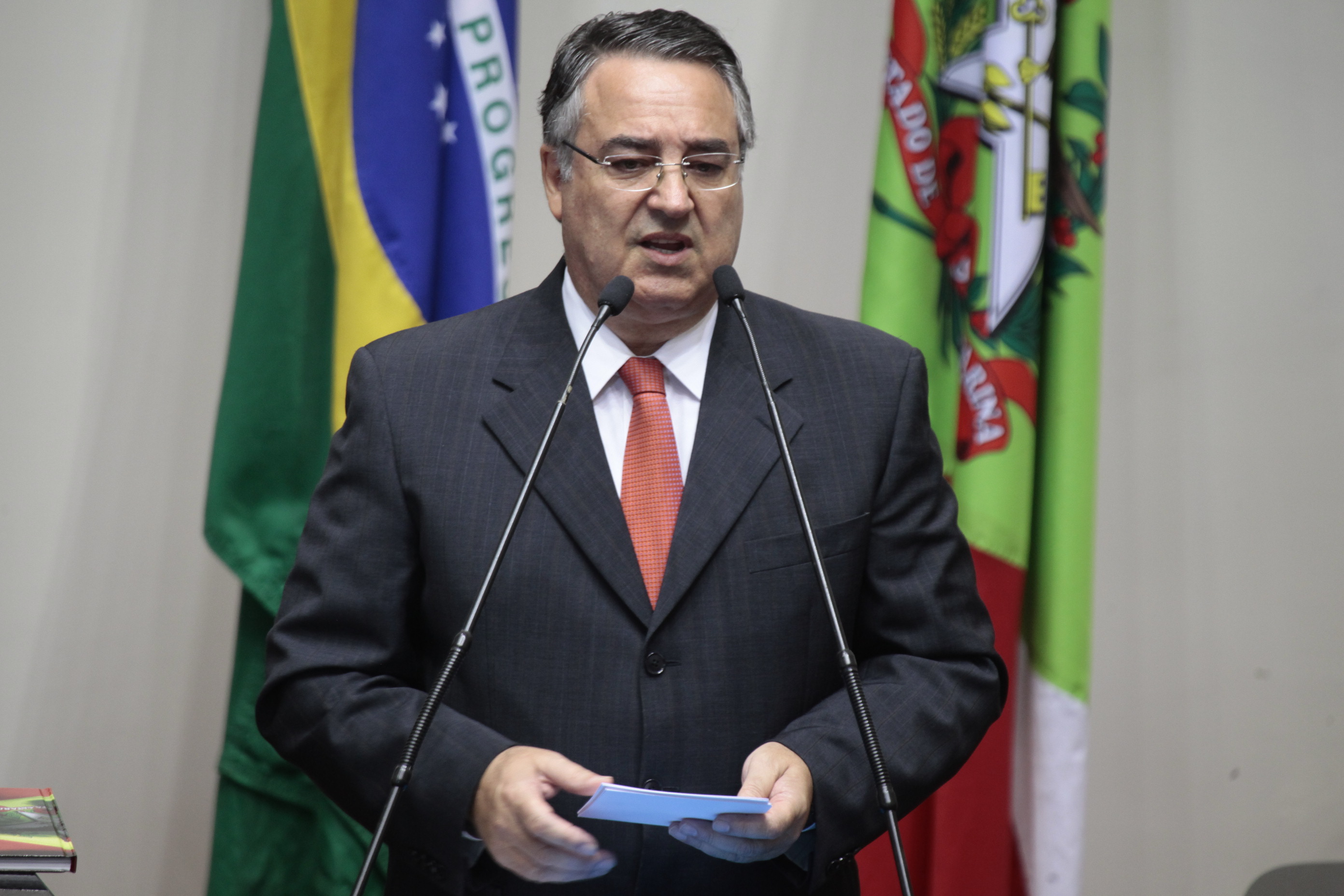 Abertura dos Trabalhos da Segunda Sessão Legislativa da 18ª Legislatura e a Leitura da Mensagem Anual do Excelentíssimo Senhor Governador do Estado de Santa Catarina João Raimundo Colombo.