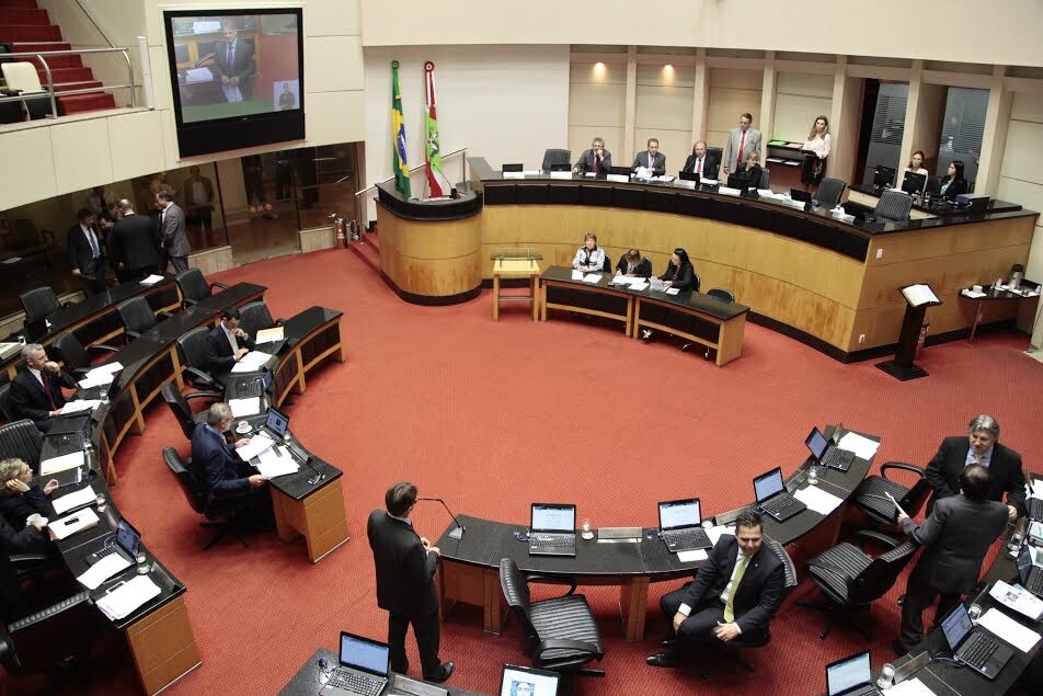 Deputados falam sobre expectativas para este ano