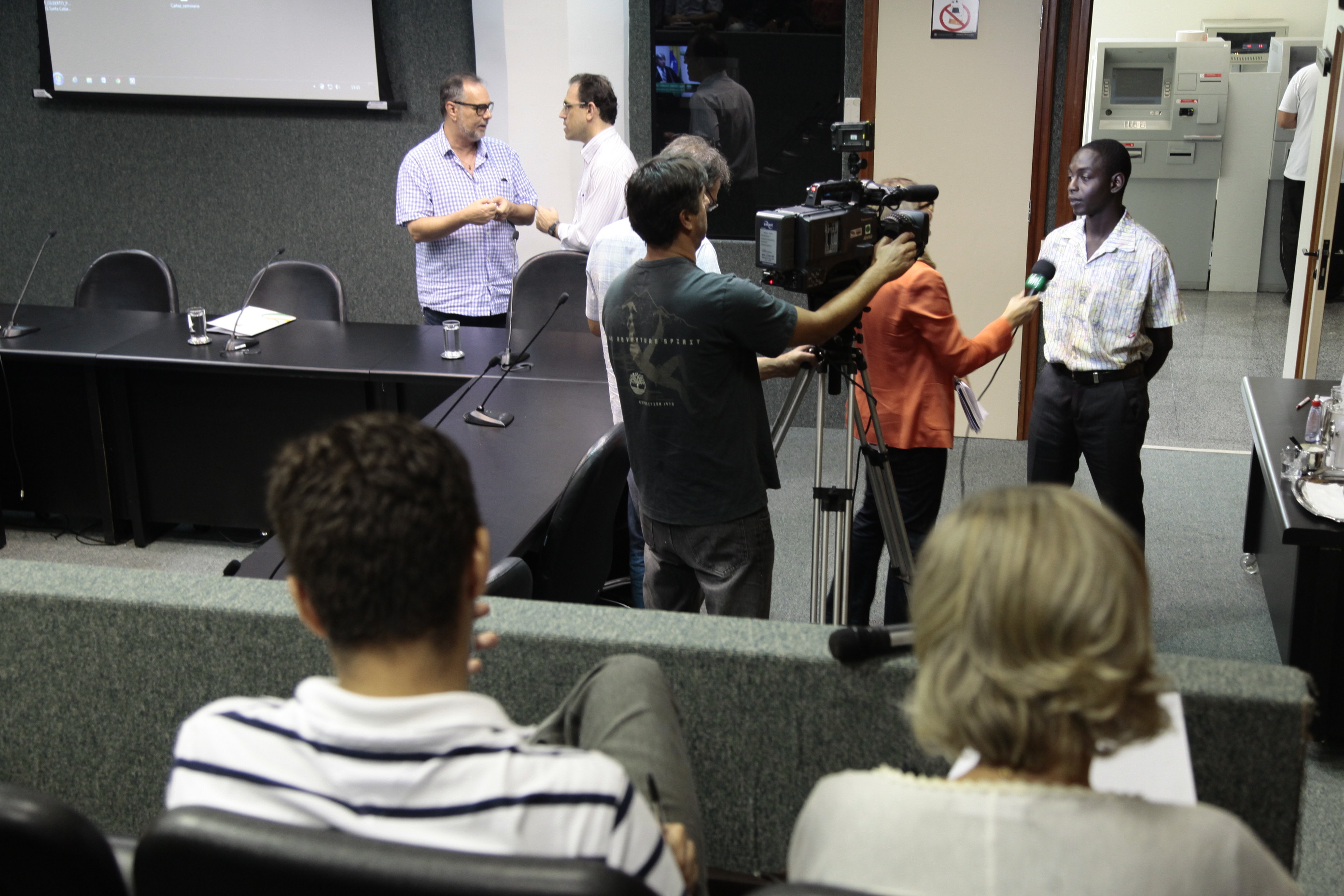 Reunião do Grupo de Trabalho dos Imigrantes organizado pela Comissão dos Direitos Humanos.