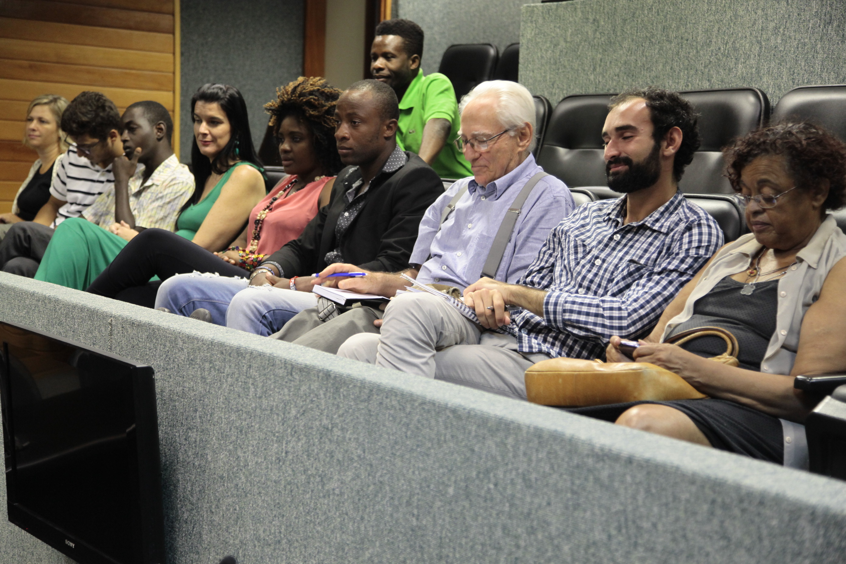 Reunião do Grupo de Trabalho dos Imigrantes organizado pela Comissão dos Direitos Humanos.