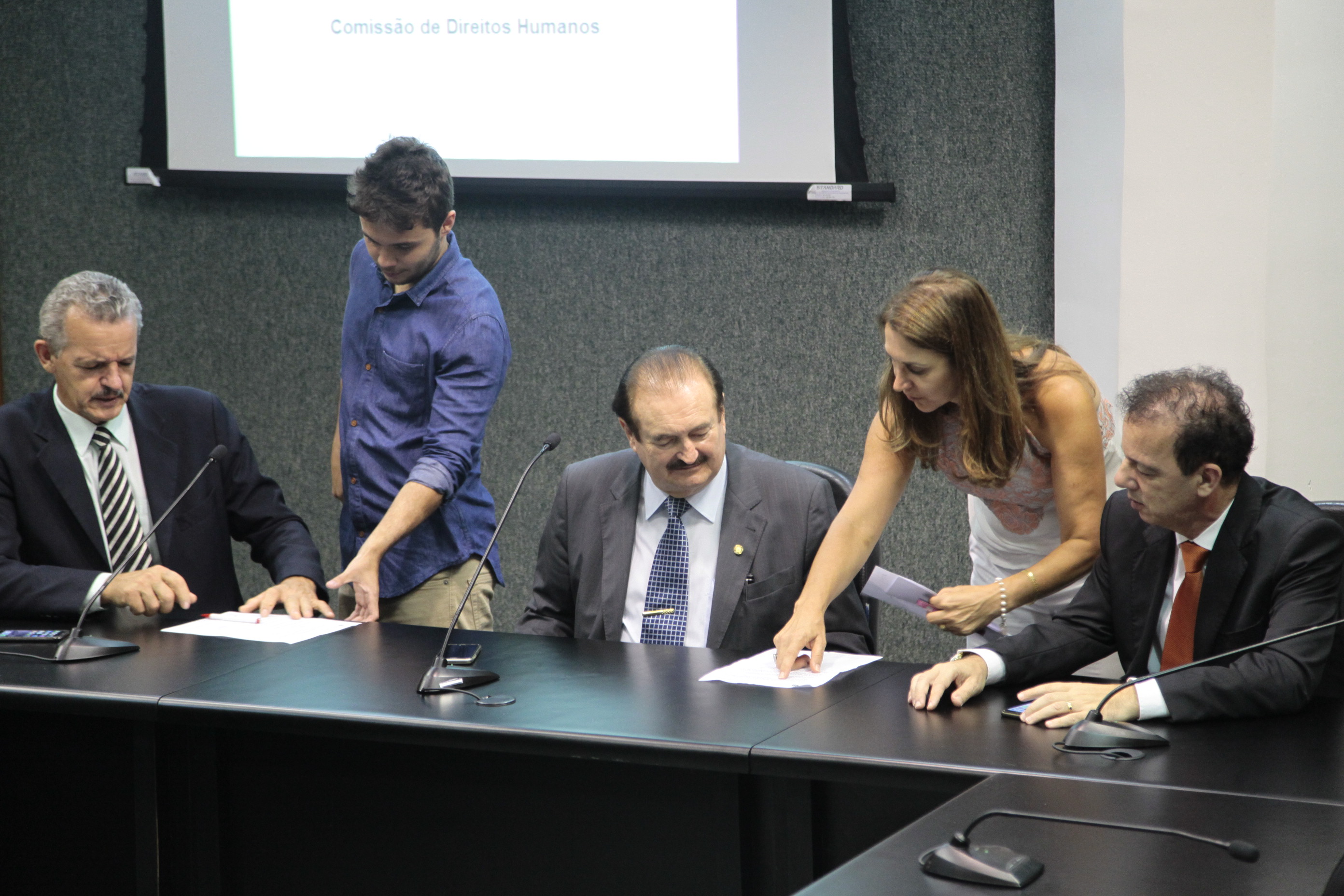 Reunião da Comissão de Direitos Humanos.