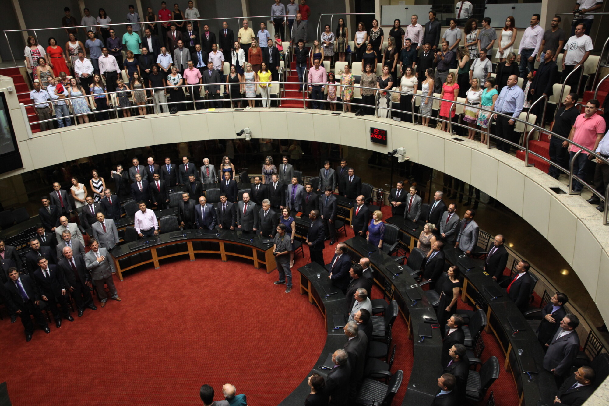 Sessão especial em homenagem aos 64 anos da IEQ