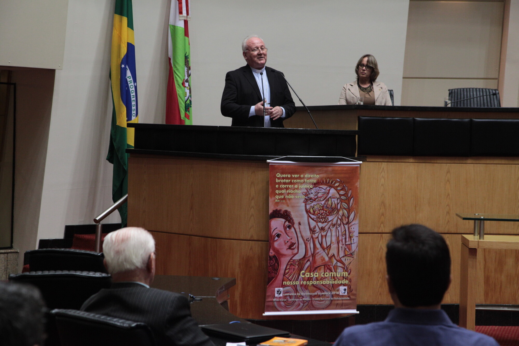 Arcebispo de Florianópolis, dom Wilson Tadeu Jönck discursa sobre a campanha da CNBB deste ano