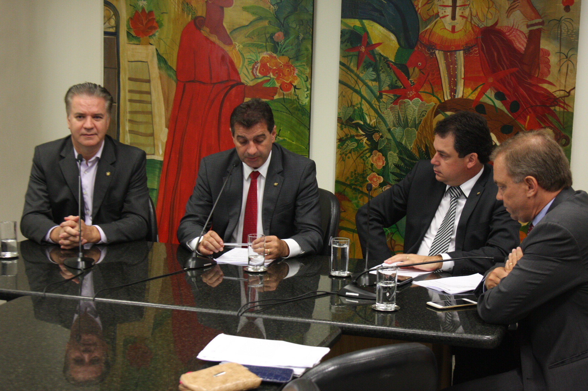 Comissão de Educação manteve Valdir Cobalchini (PMDB) na presidência do colegiado.