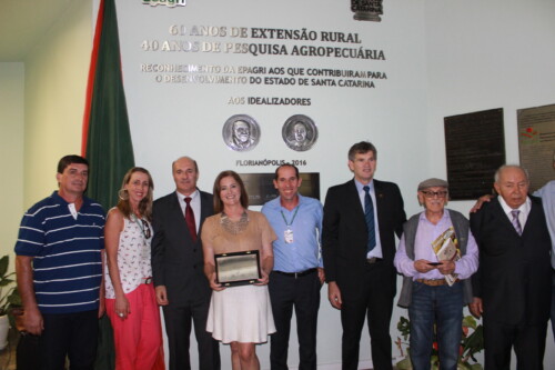 Assembleia homenageia Noemia Rizzotto do Centro de Treinamento da Epagri