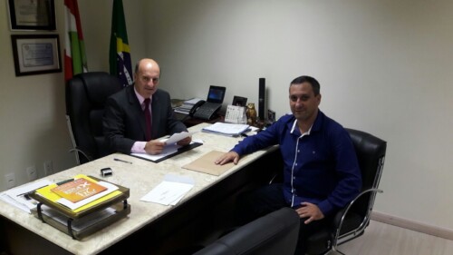 Suplente de deputado solicita aparelho de mamografia a Zé Milton