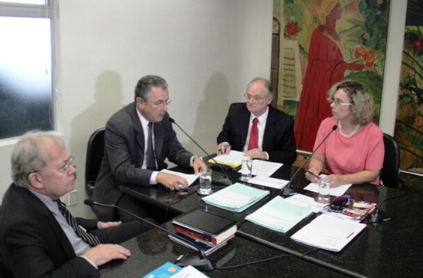 Dalmo  sugeriu  que o governo detalhe na próxima prestação de contas os resultados do programa de cirurgias eletivas. FOTO: Gabriel Baggio/Divulgação