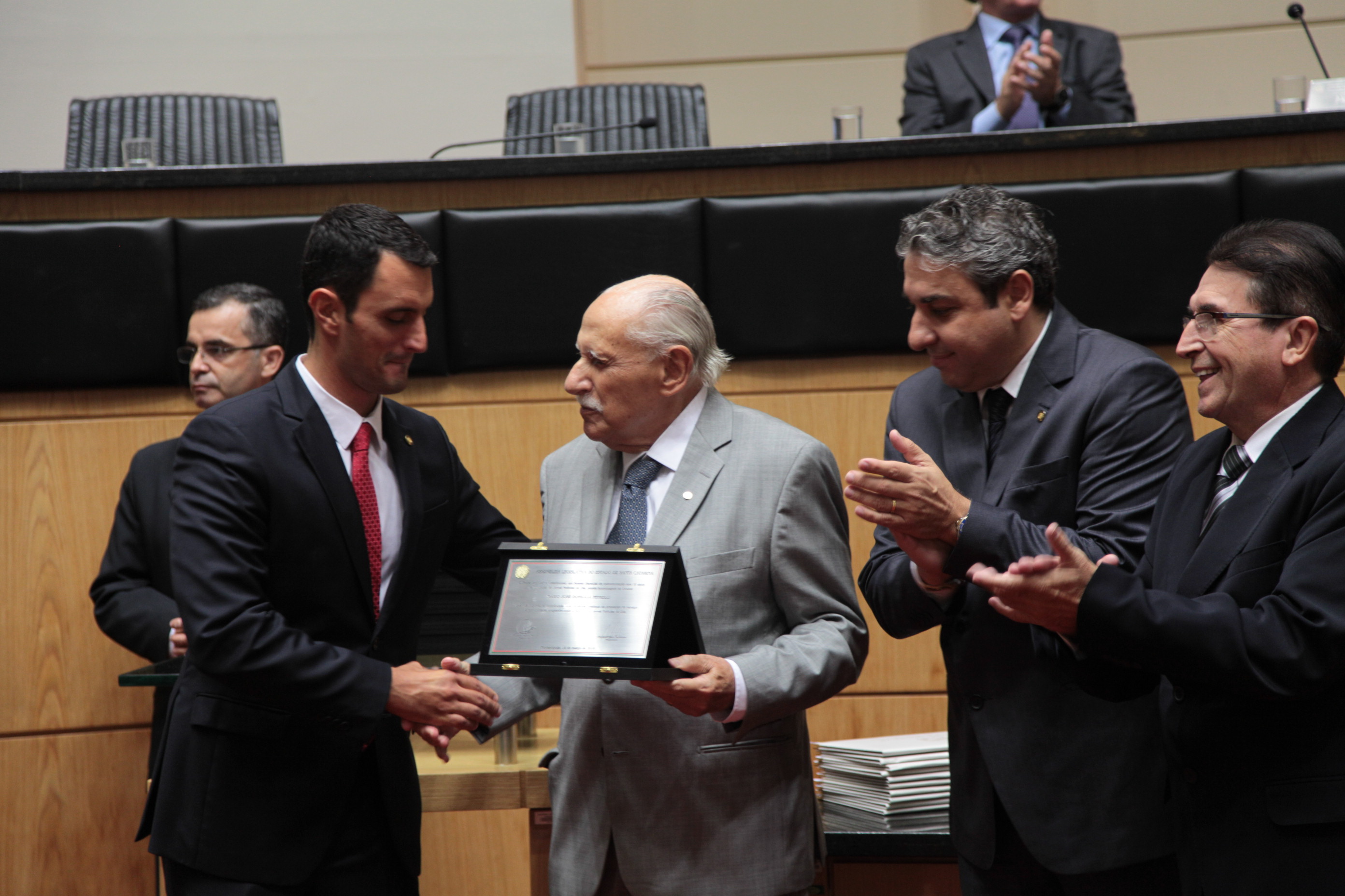 Homenagem aos 10 Anos do Jornal Notícias do Dia - Mario Petrelli (homenageado)