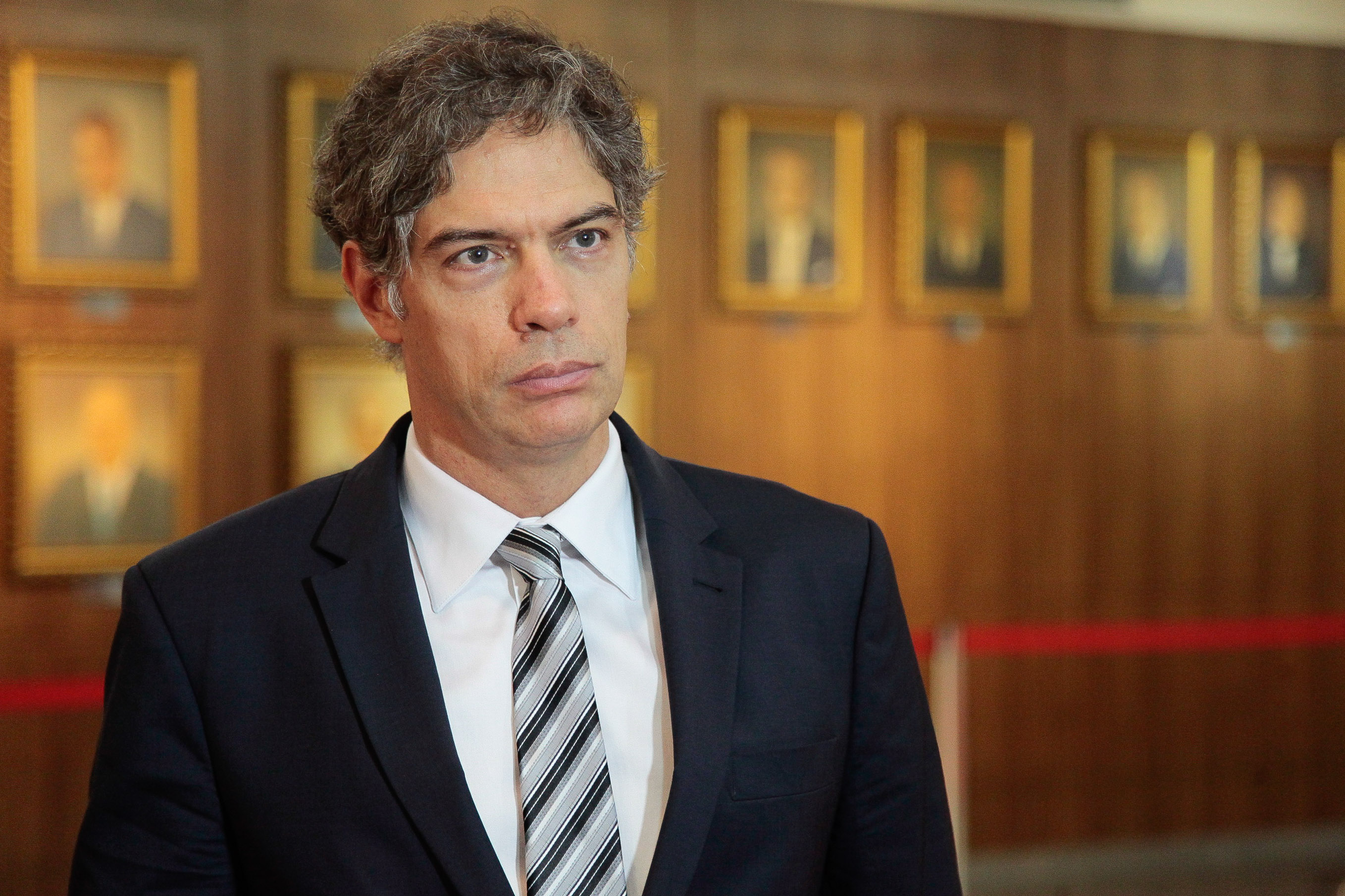 Entrevista com o economista Ricardo Amorim.