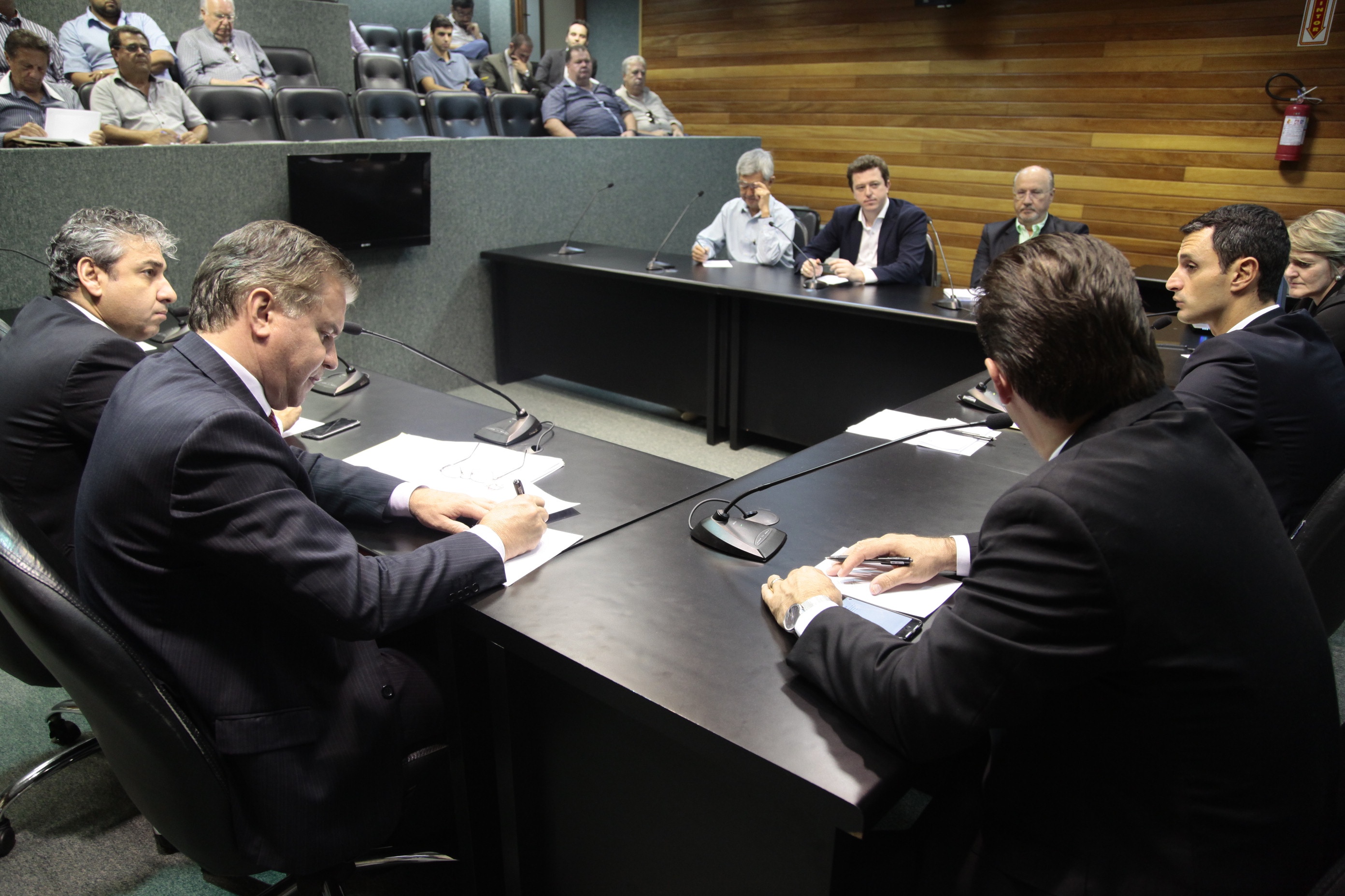 Reunião da Comissão de Transportes e Desenvolvimento Urbano.