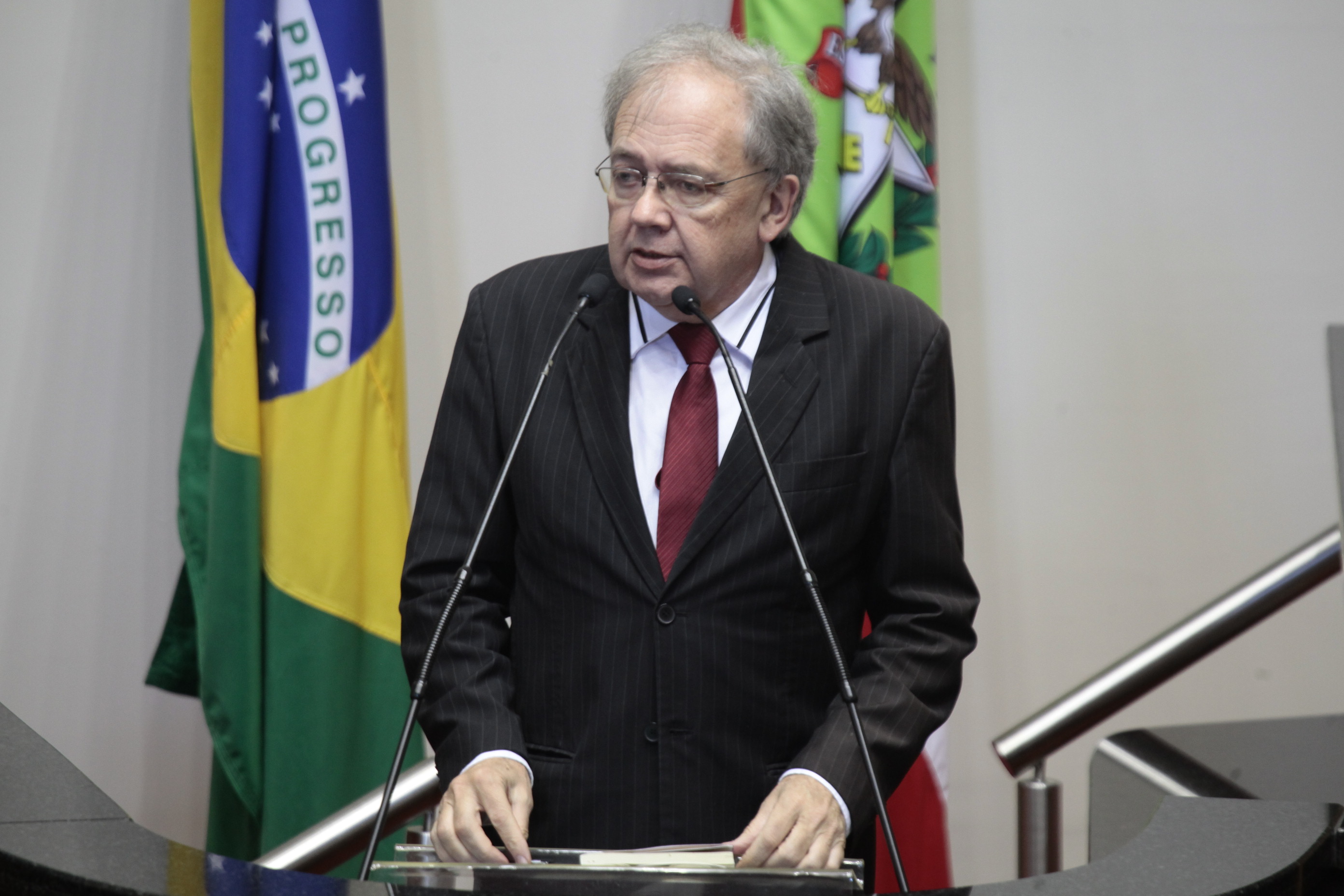Sessão Ordinária. Deputado Fernando Coruja (PMDB)