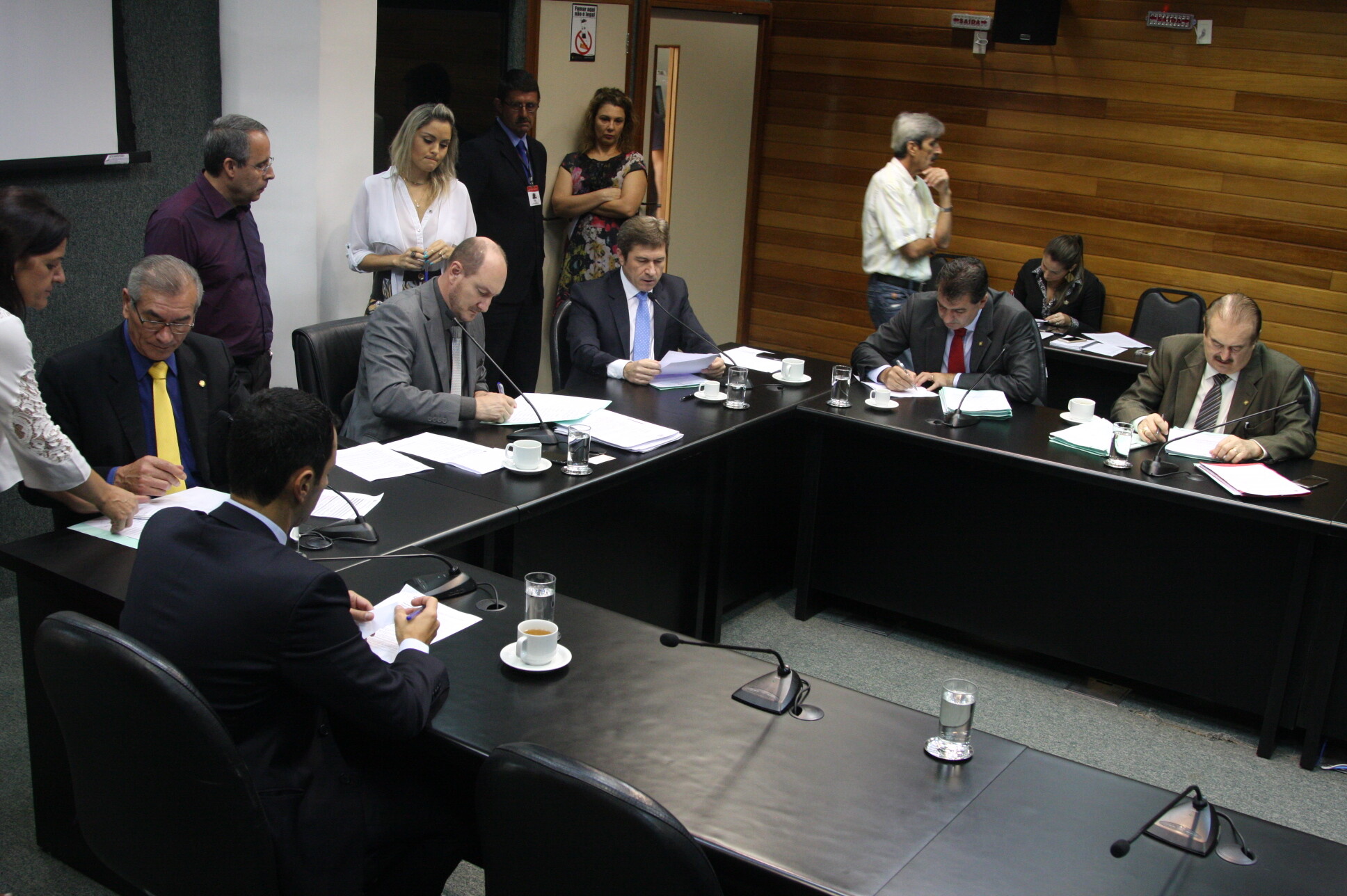 CCJ aprova PL que assegura estudo cromossômico em recém-nascidos