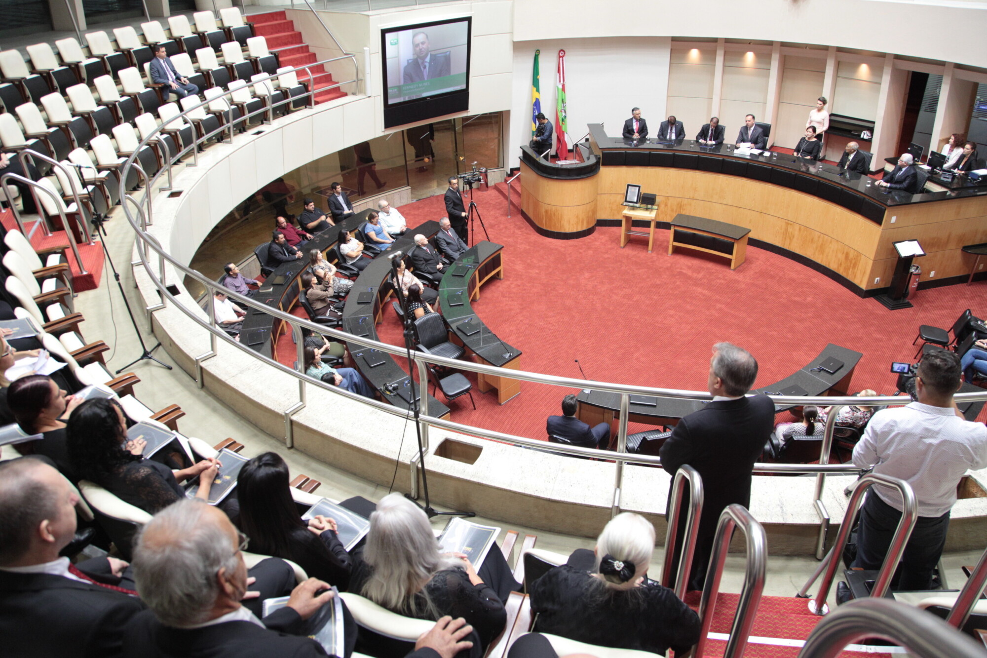 Alesc celebra 85 anos da Assembleia de Deus de Itajaí