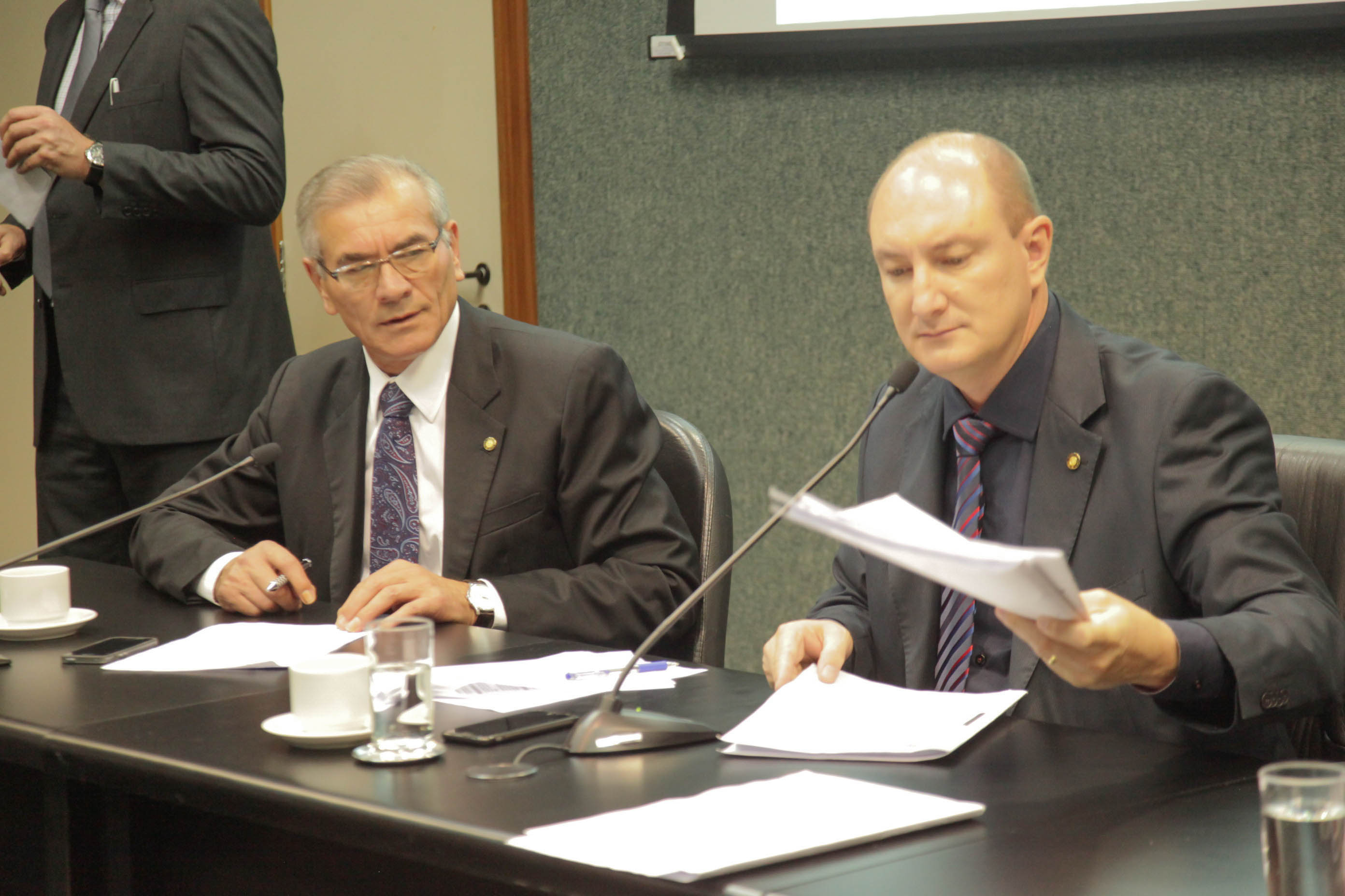 Reunião da Comissão de Constituição e Justiça. Foto: Luis Debiasi / Agência AL