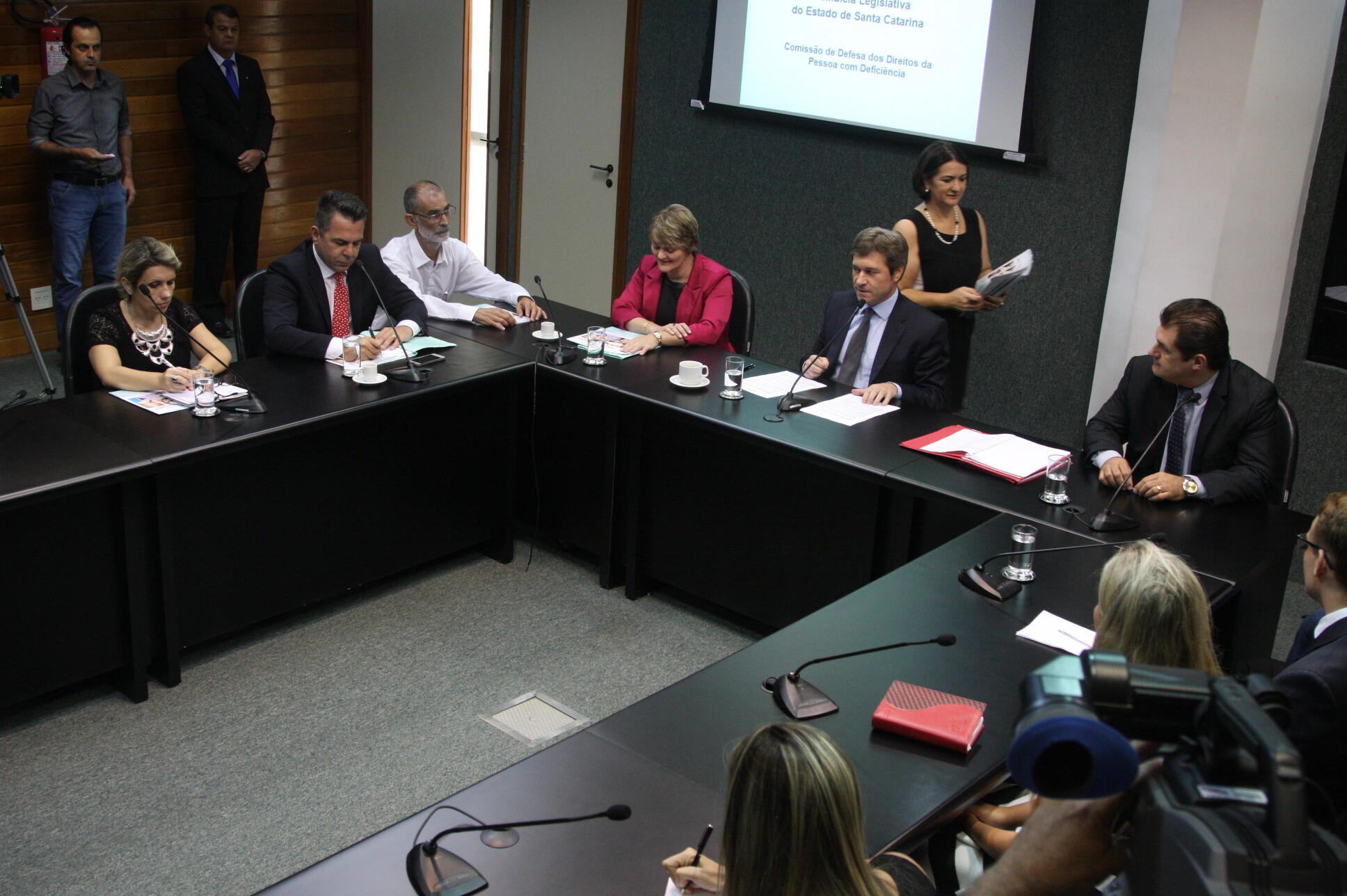 Grupo de Trabalho vai elaborar Estatuto da Pessoa com Deficiência