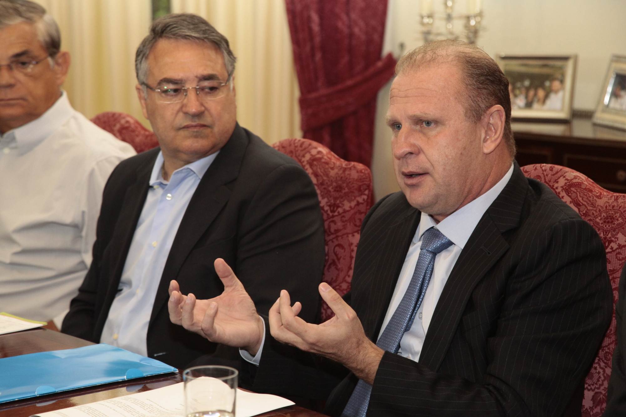 Merisio protocola PL que permite ao Estado não assinar acordo da dívida