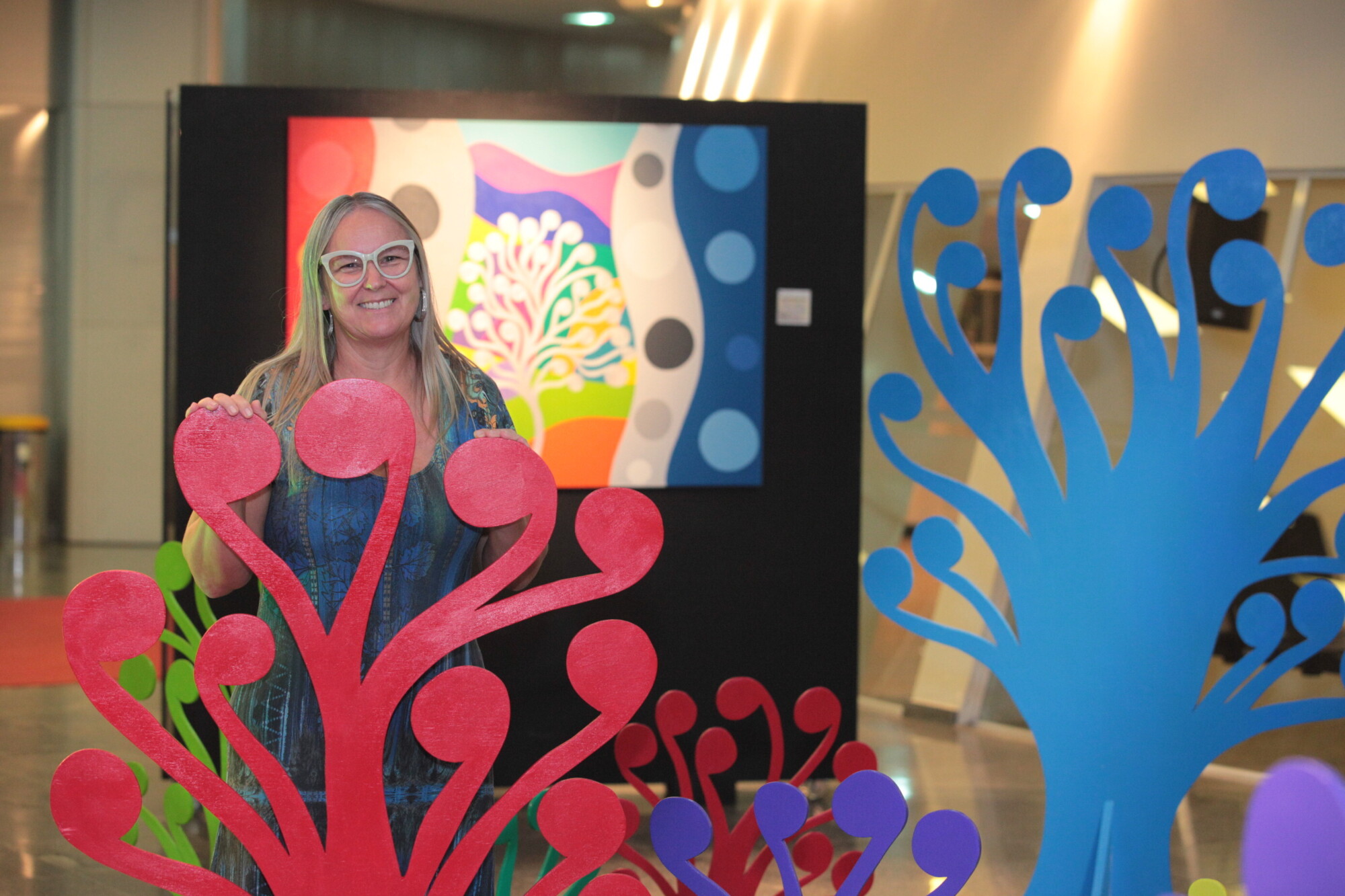 Assembleia recebe a exposição “Vida” Celebrando