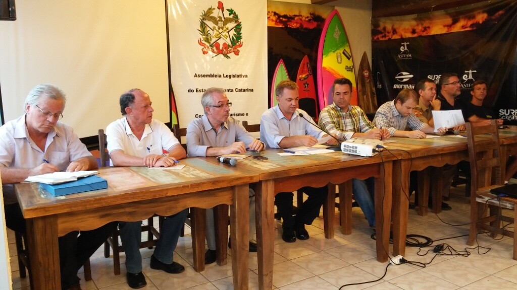 Projeto de saneamento do Farol de Santa Marta passará por ajustes na Casan