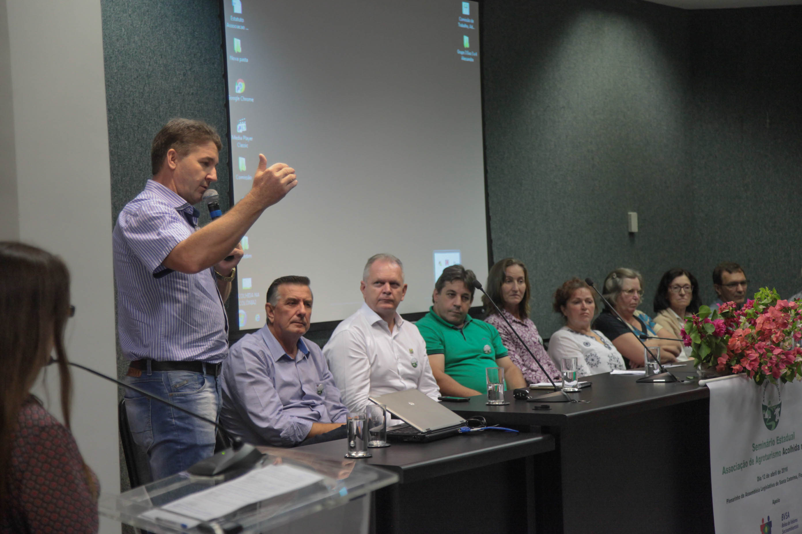 Celso Heidemann, Secretário Executivo da Associação de Municípios da Região de Laguna. Seminário de Constituição da Federação Catarinense das Associações de Agroturismo Acolhida na Colônia.