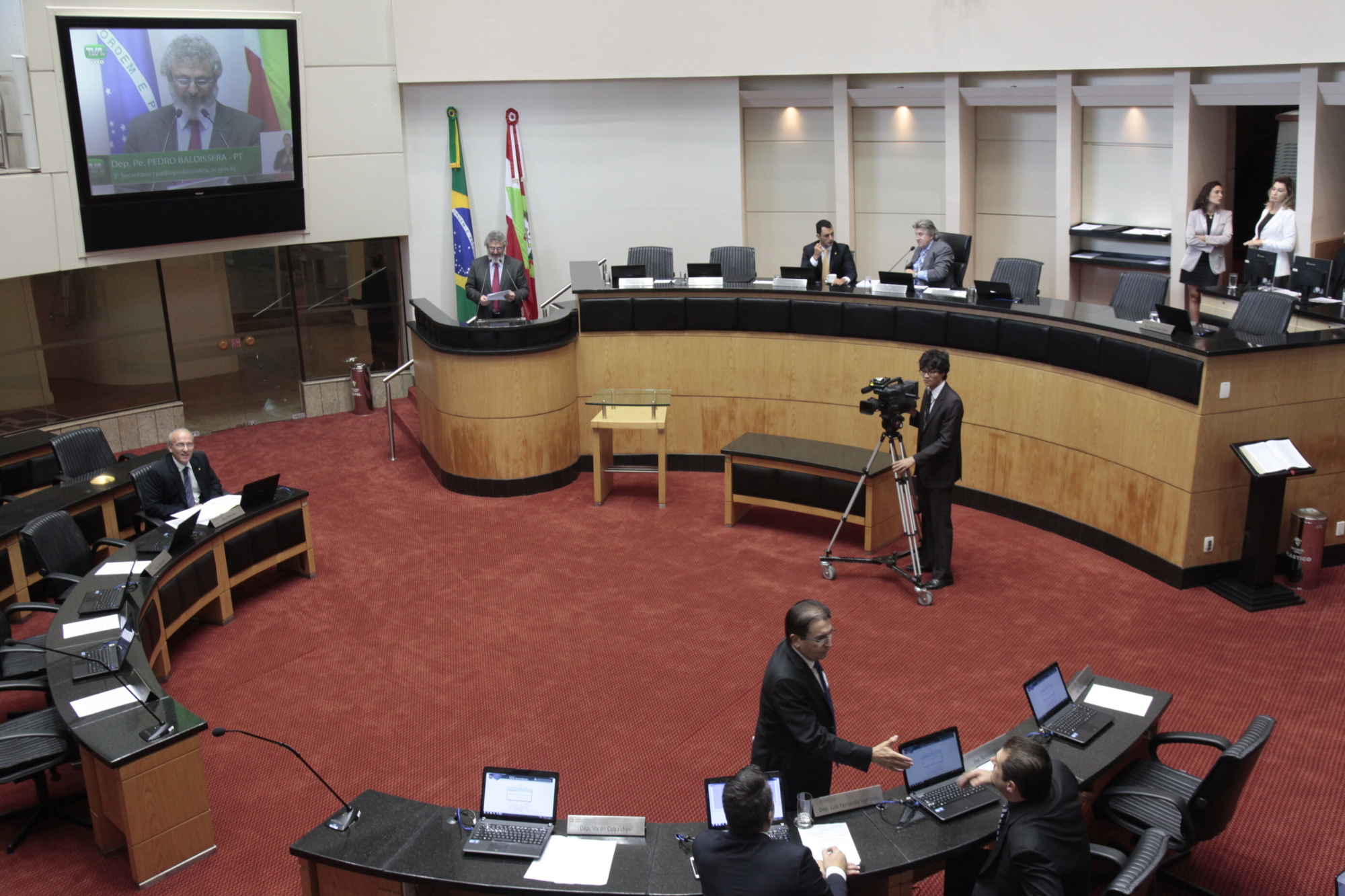 Aprovado PL que exige acessibilidade em agências bancárias