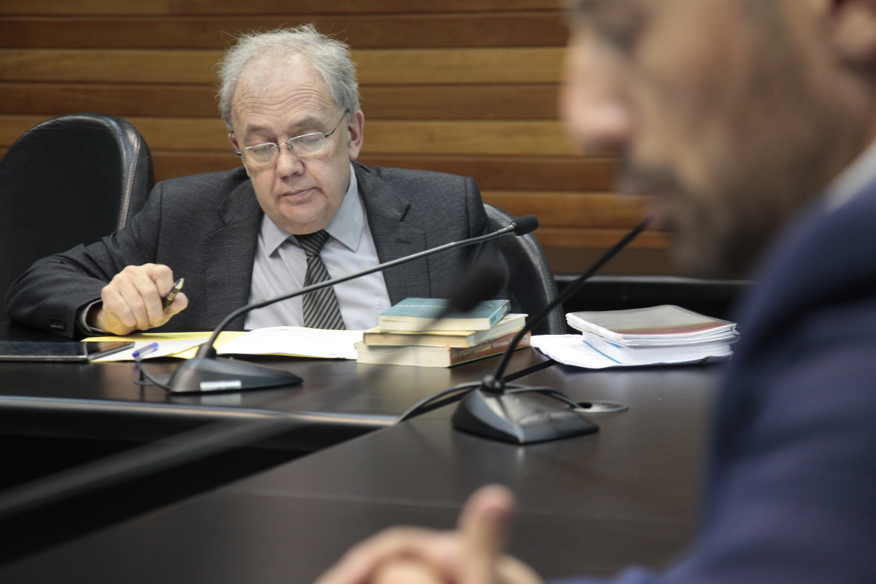 Comissão de Proteção Civil.