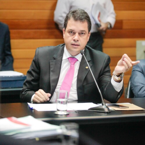 Deputado Rodrigo Minotto defende redução da máquina pública