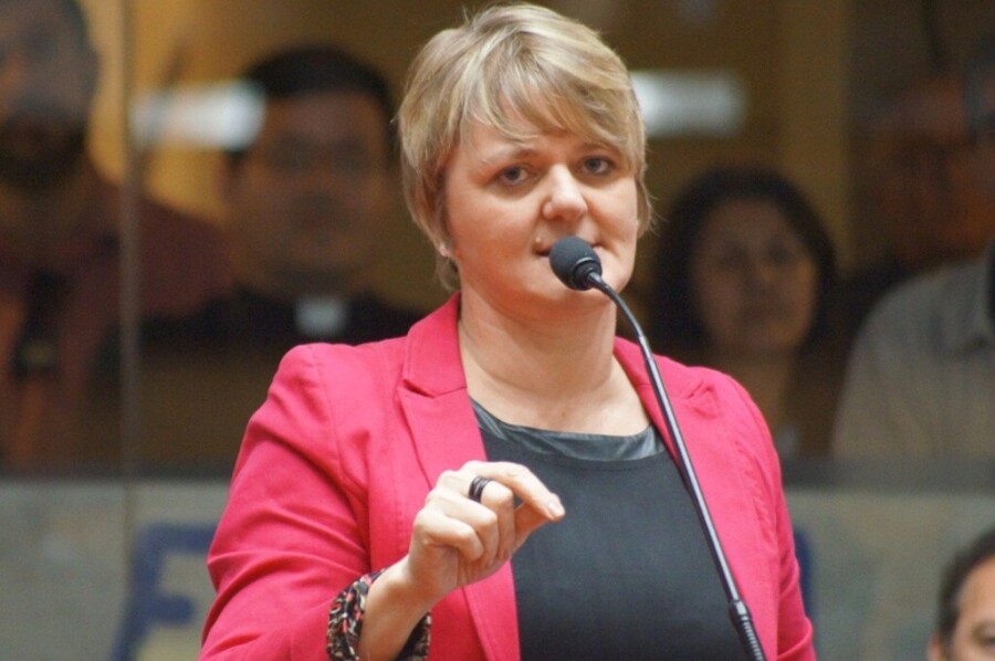 Deputada Luciane Carminatti