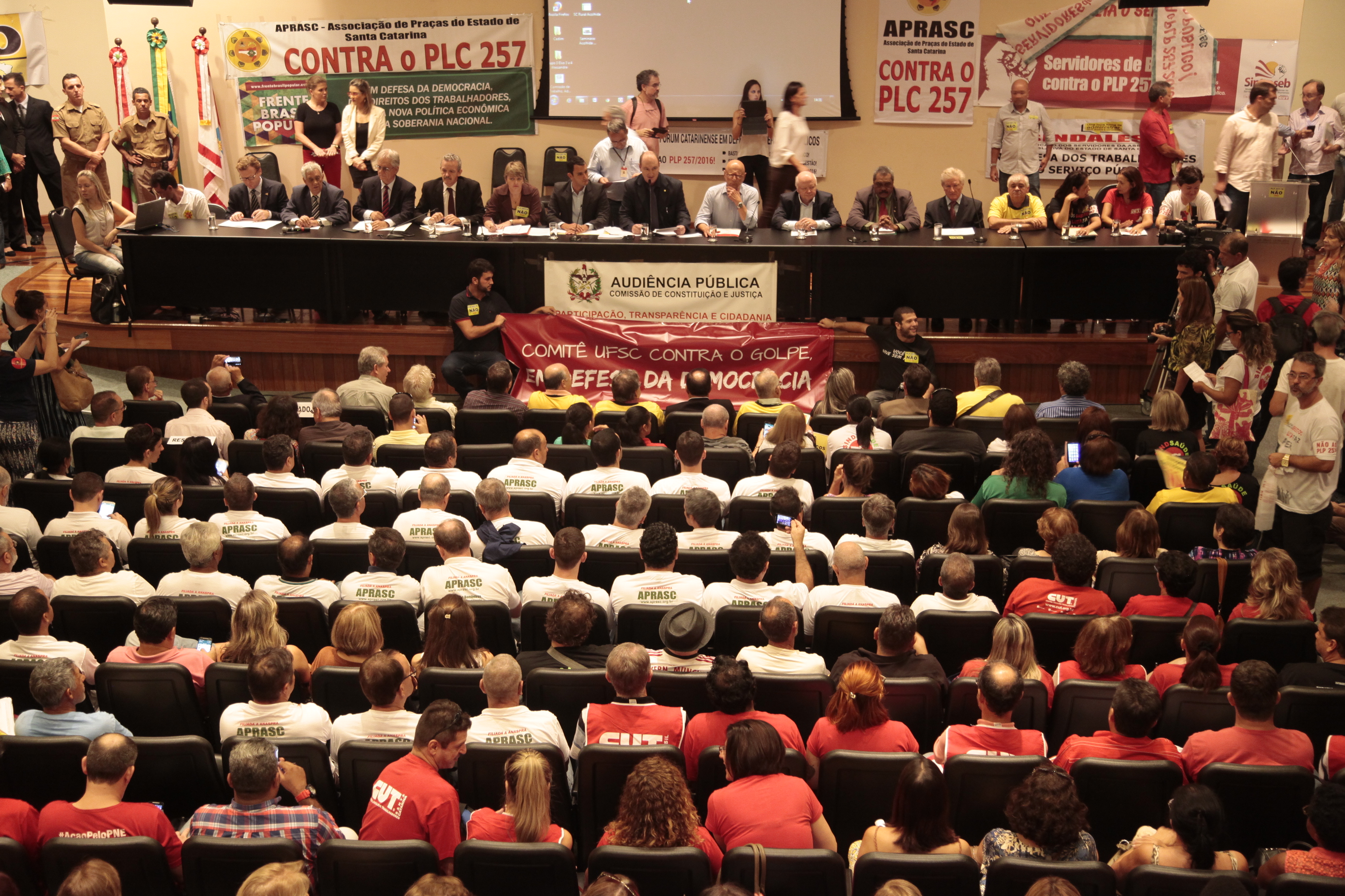 Projeto de Lei Complementar Federal nº 257/2016