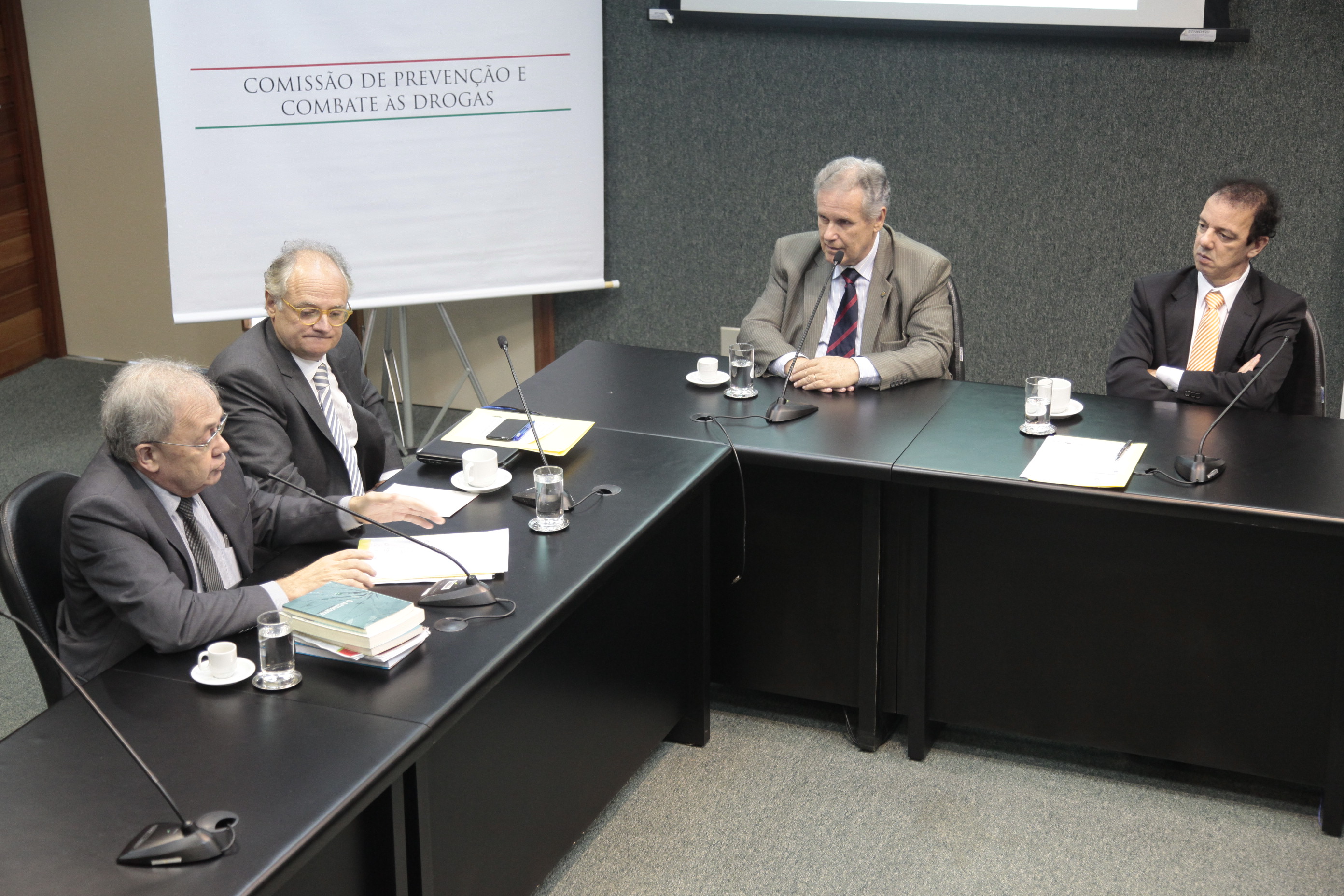 Reunião da Comissão de Prevenção e Combate às Drogas.